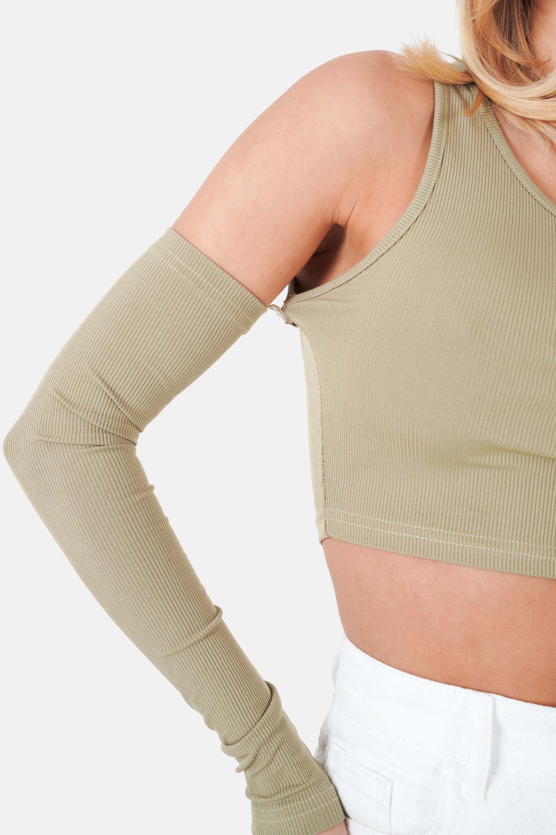 SLEEVES removable w/s top - Image 3