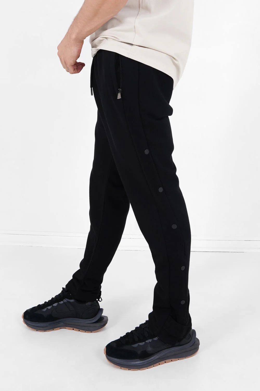 Pantalon jogging boutons Noir - Image 4