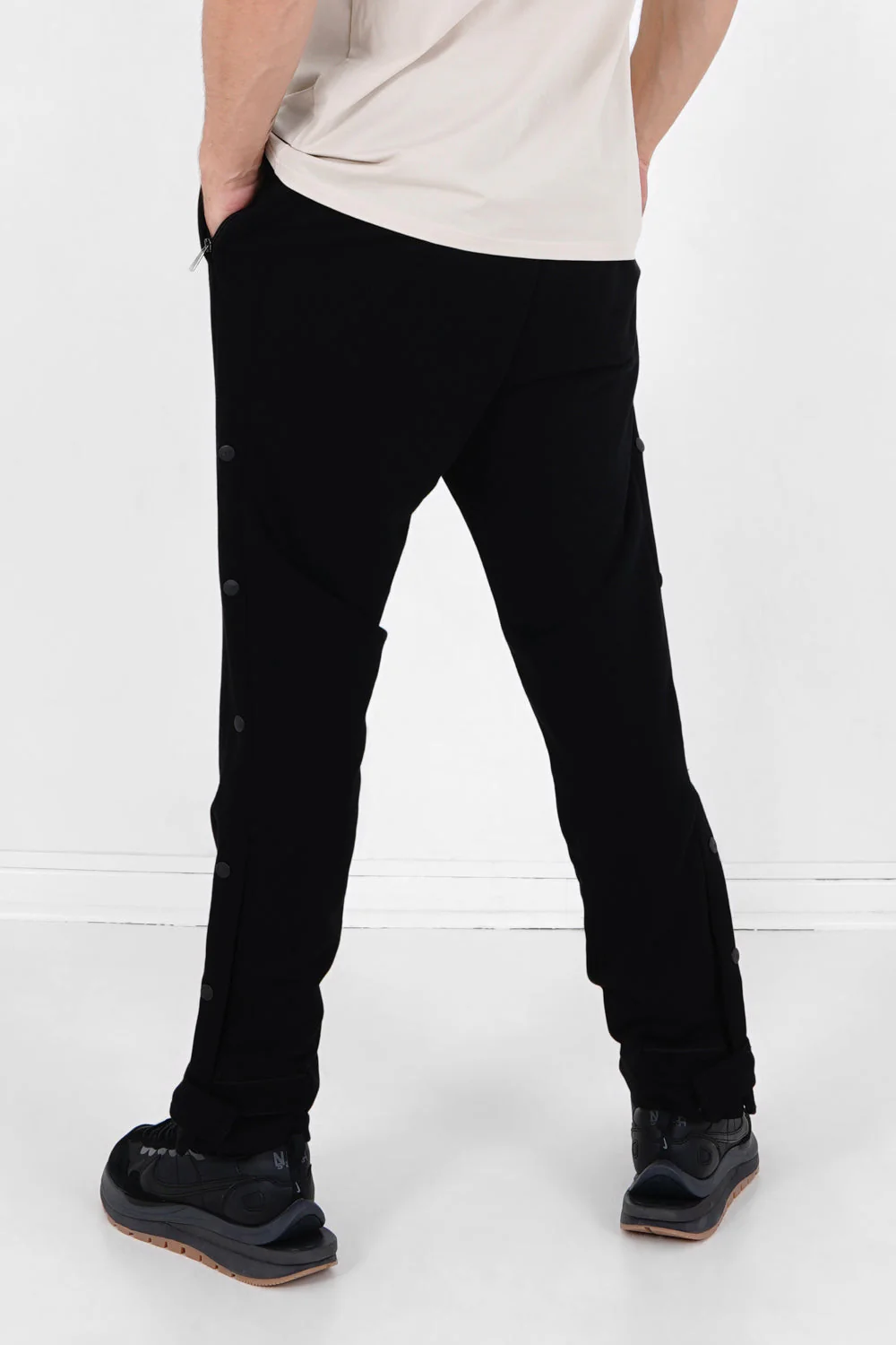 Pantalon jogging boutons Noir - Image 5