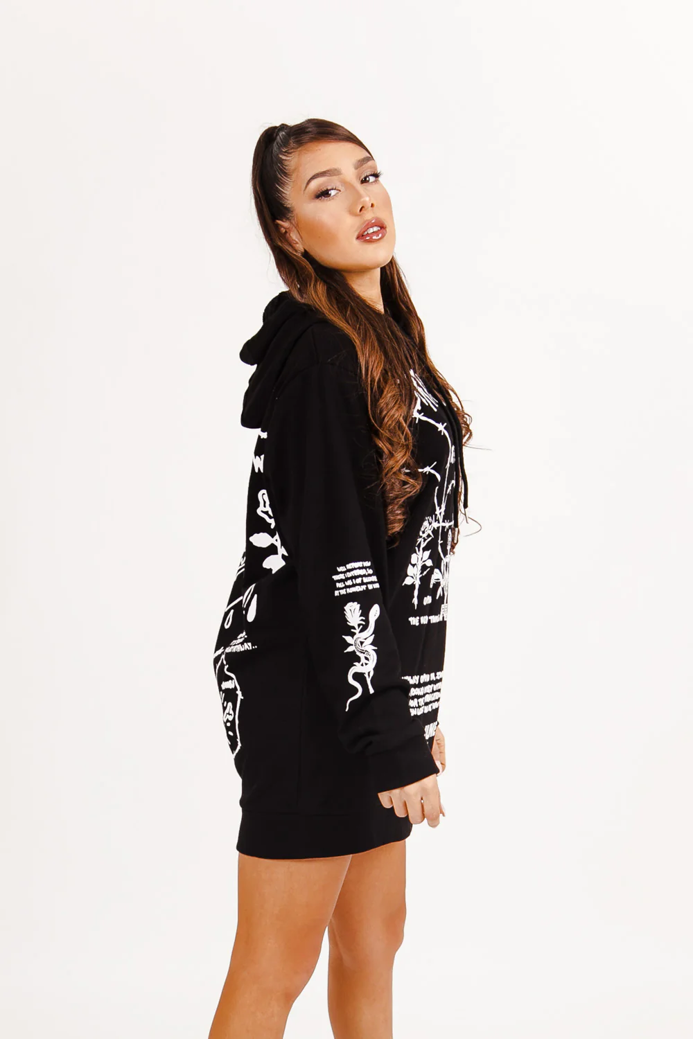 Robe sweat gothique roses coeur noir - Image 4