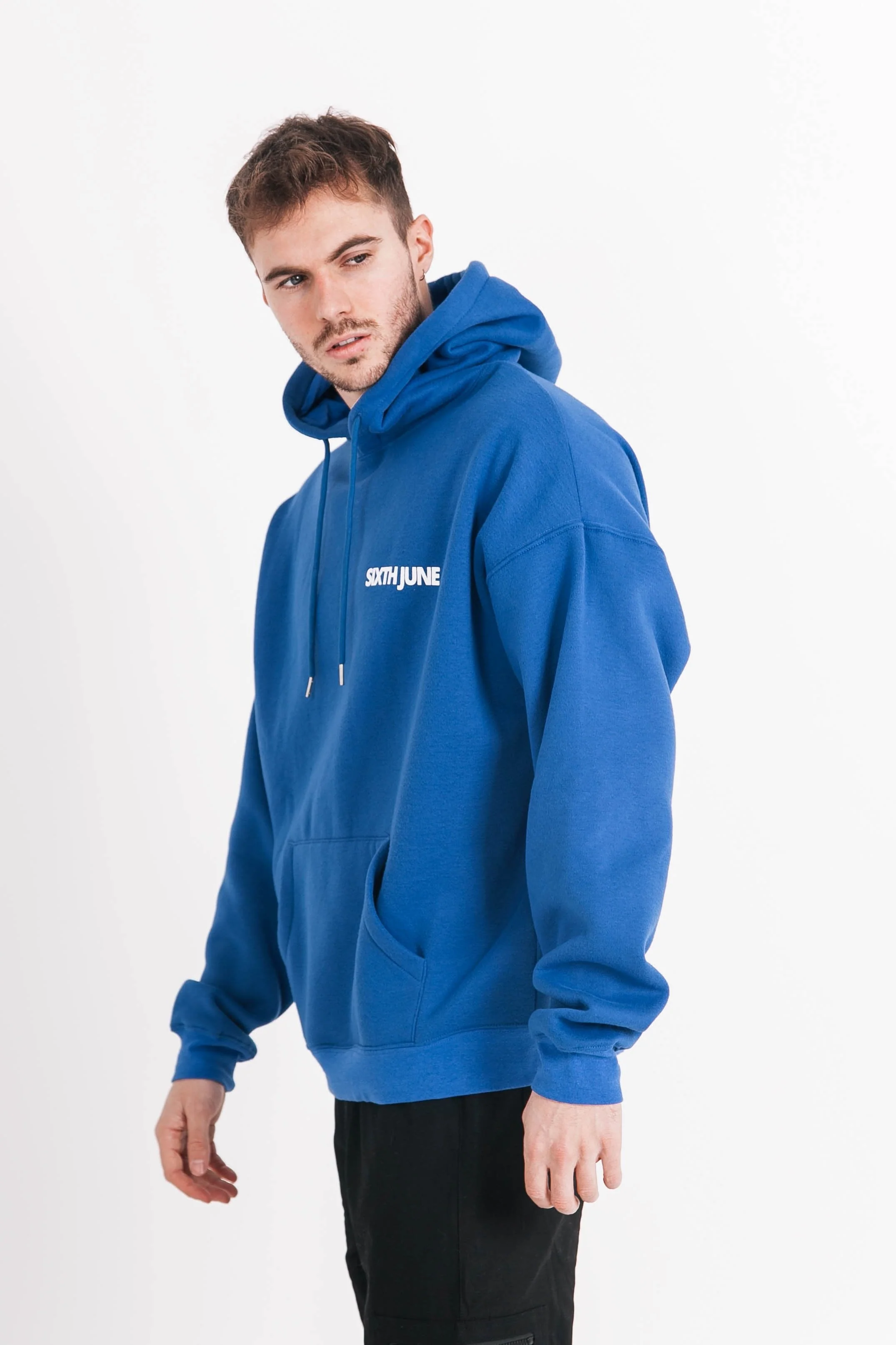 Sweat capuche oversize logo décalé Bleu - Image 4