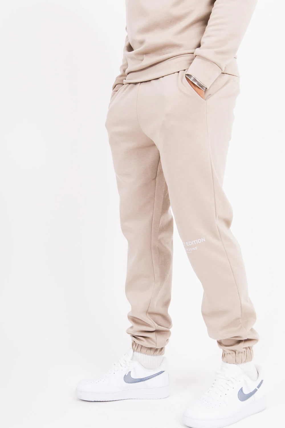 Jogging basique limited edition beige - Image 4