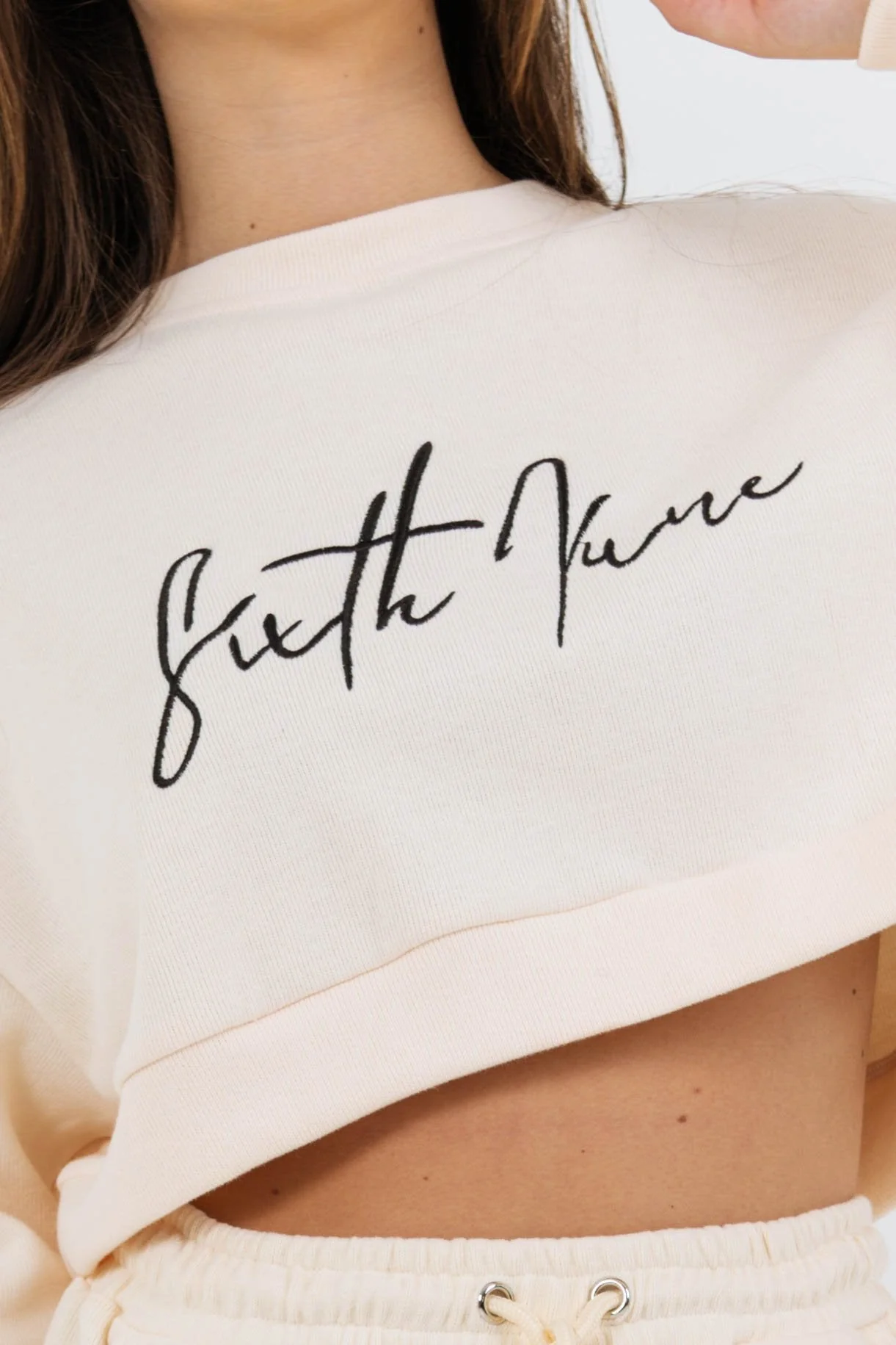 Sweatshirt signature molletonné jaune pâle - Image 3