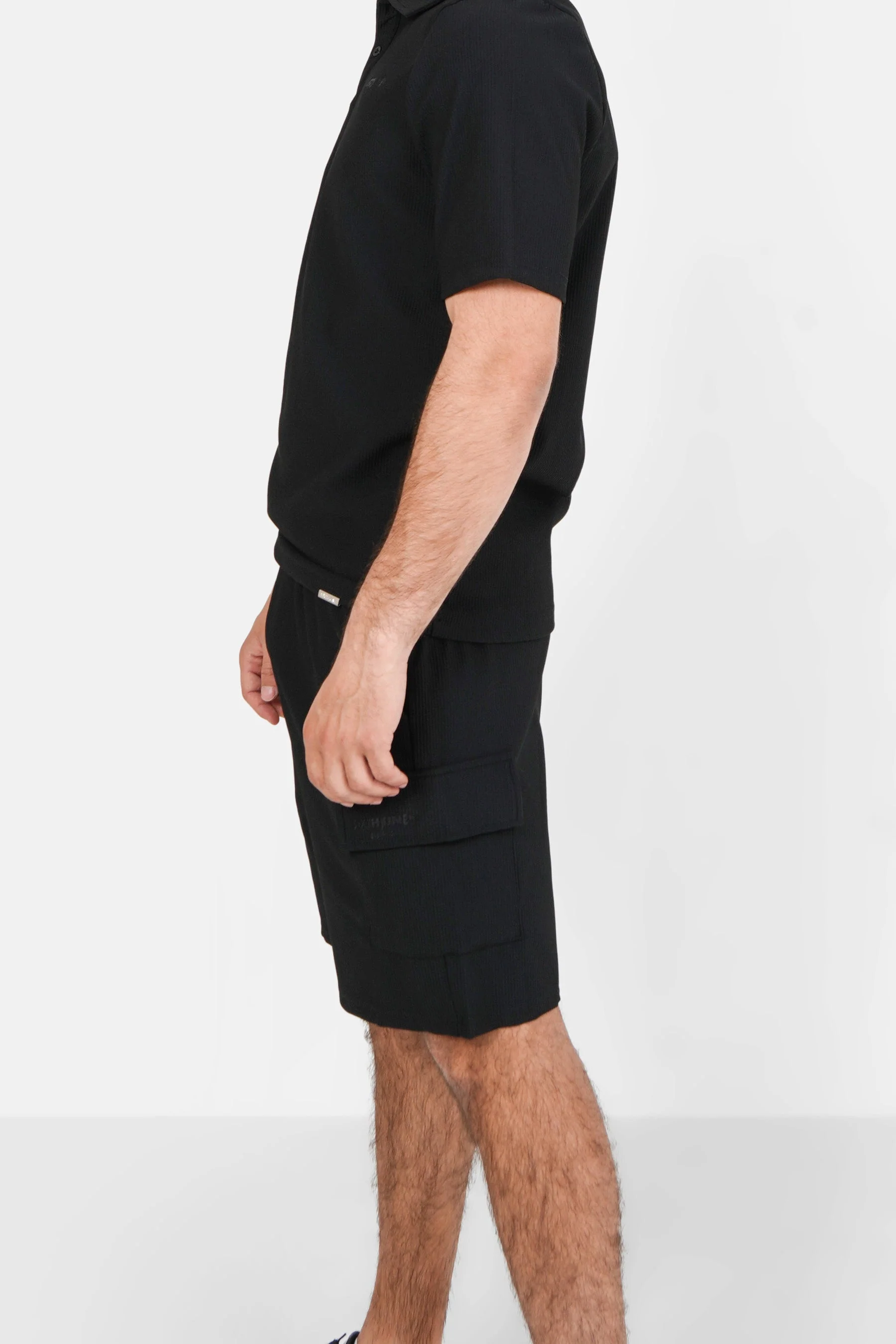 Short poches cargo plissé Noir - Image 4