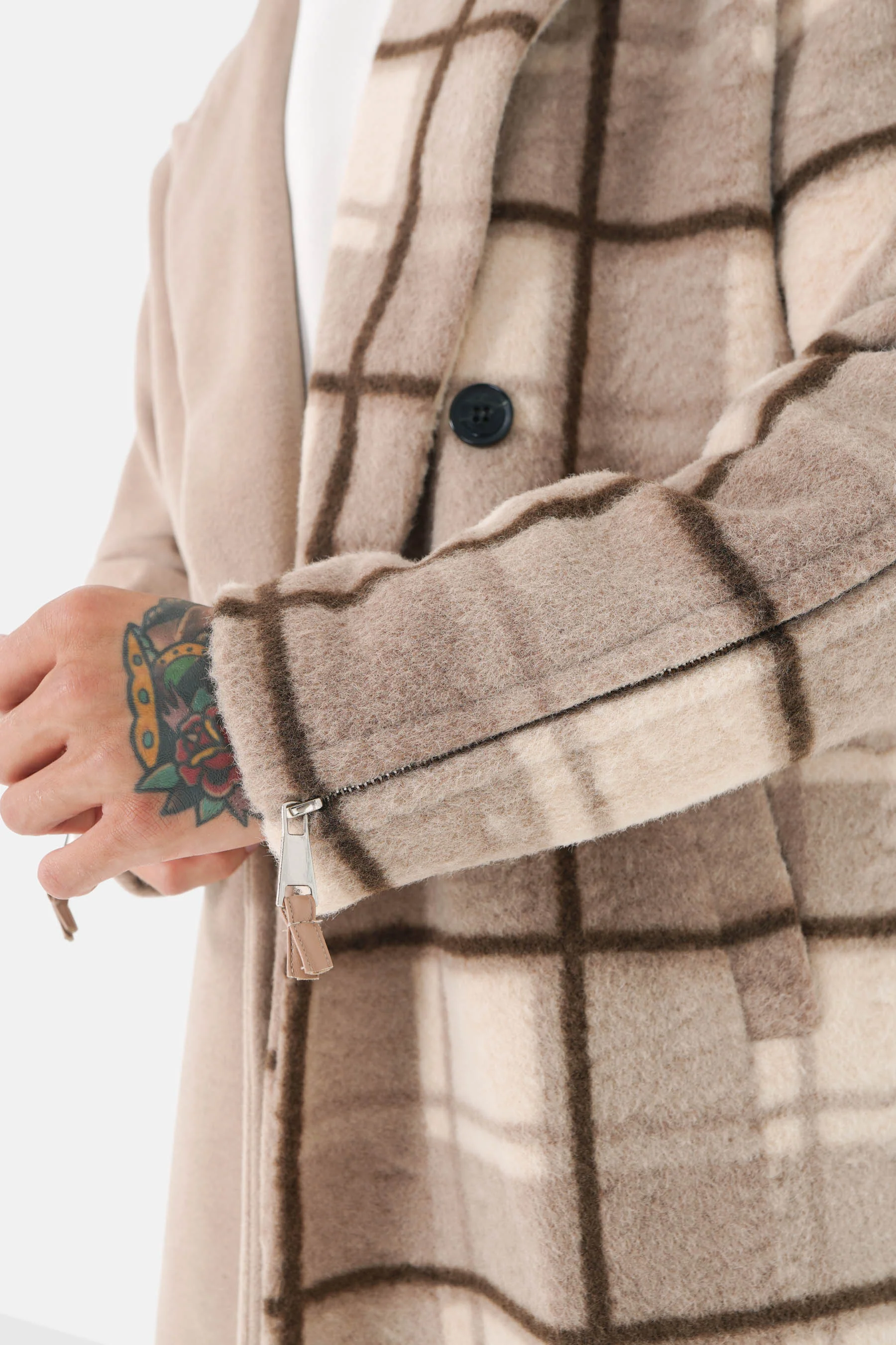 Veste longue duveteuse carreaux Beige - Image 3