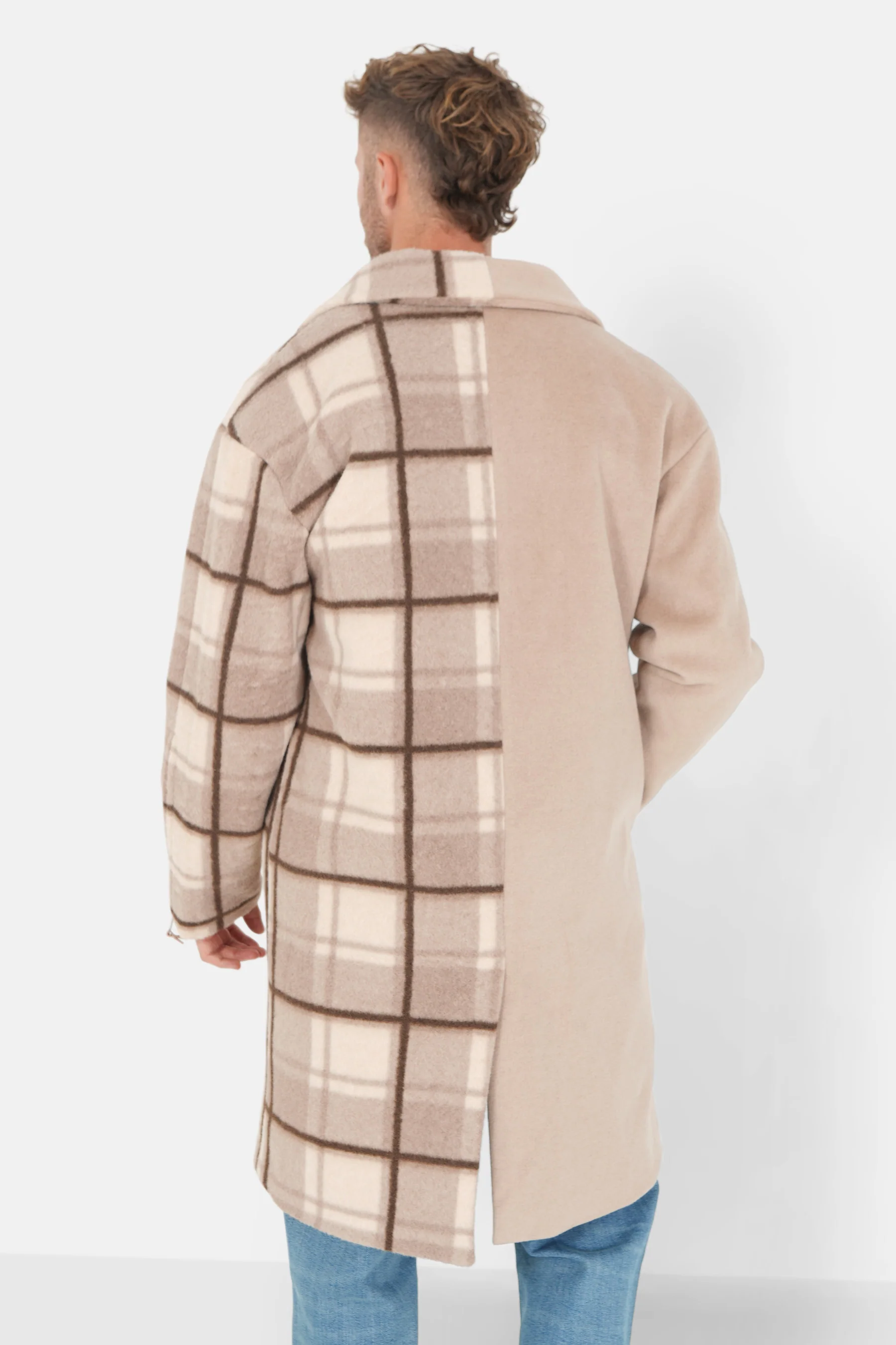 Veste longue duveteuse carreaux Beige - Image 5