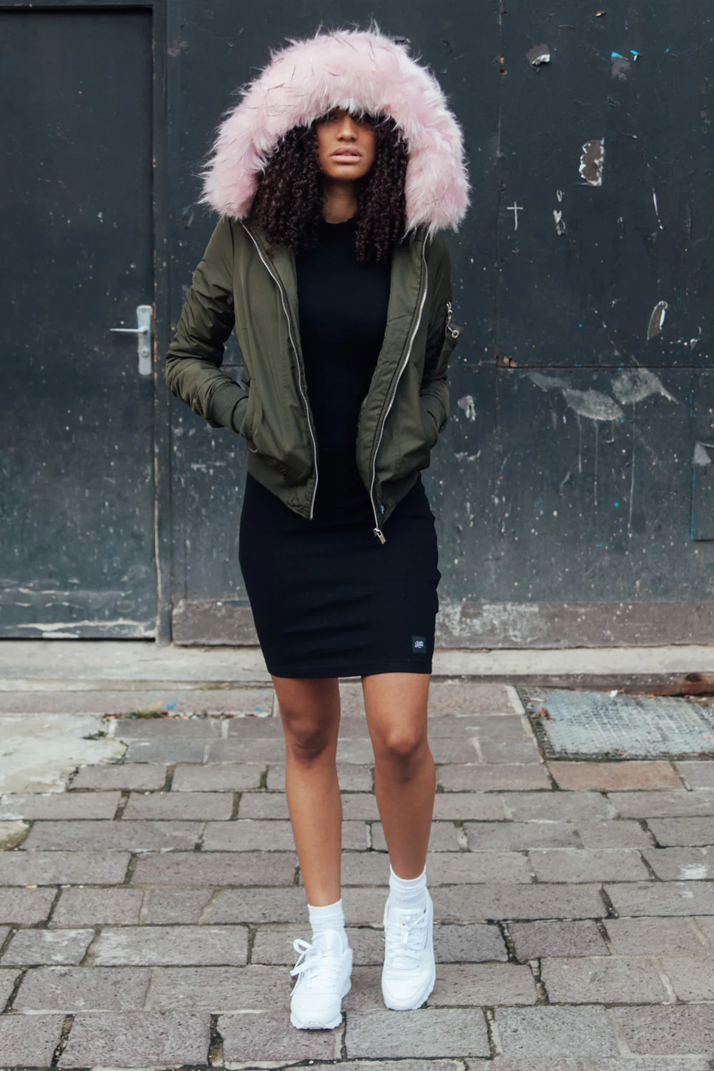 Bomber Femme capuche fourrure kaki rose clair W2030CJA - Image 2