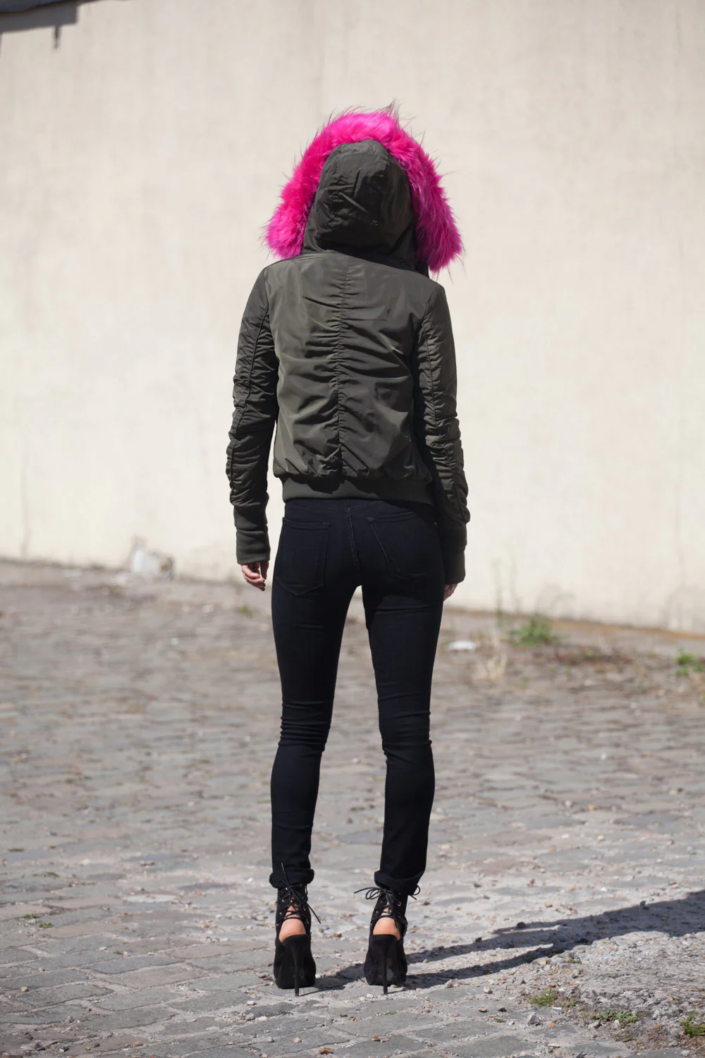 Bomber Femme capuche fourrure kaki rose W2030CJA - Image 4