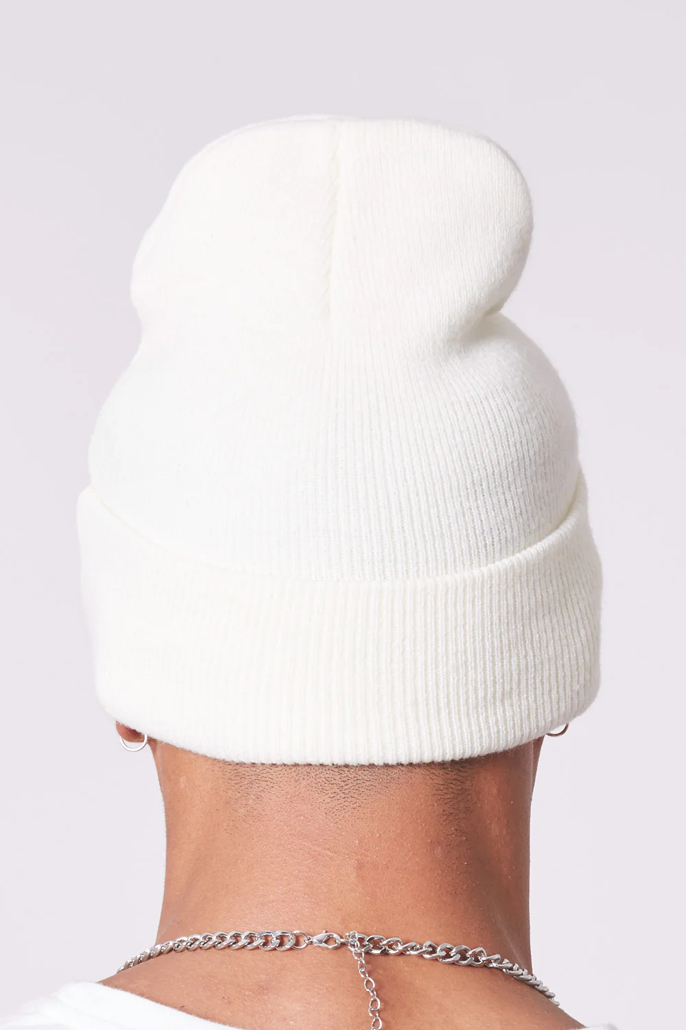 Bonnet brodé roses blanc - Image 4