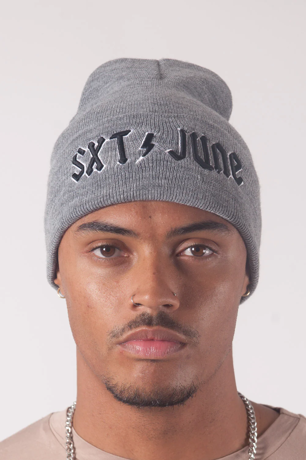 Bonnet brodé SXT JUNE gris - Image 2