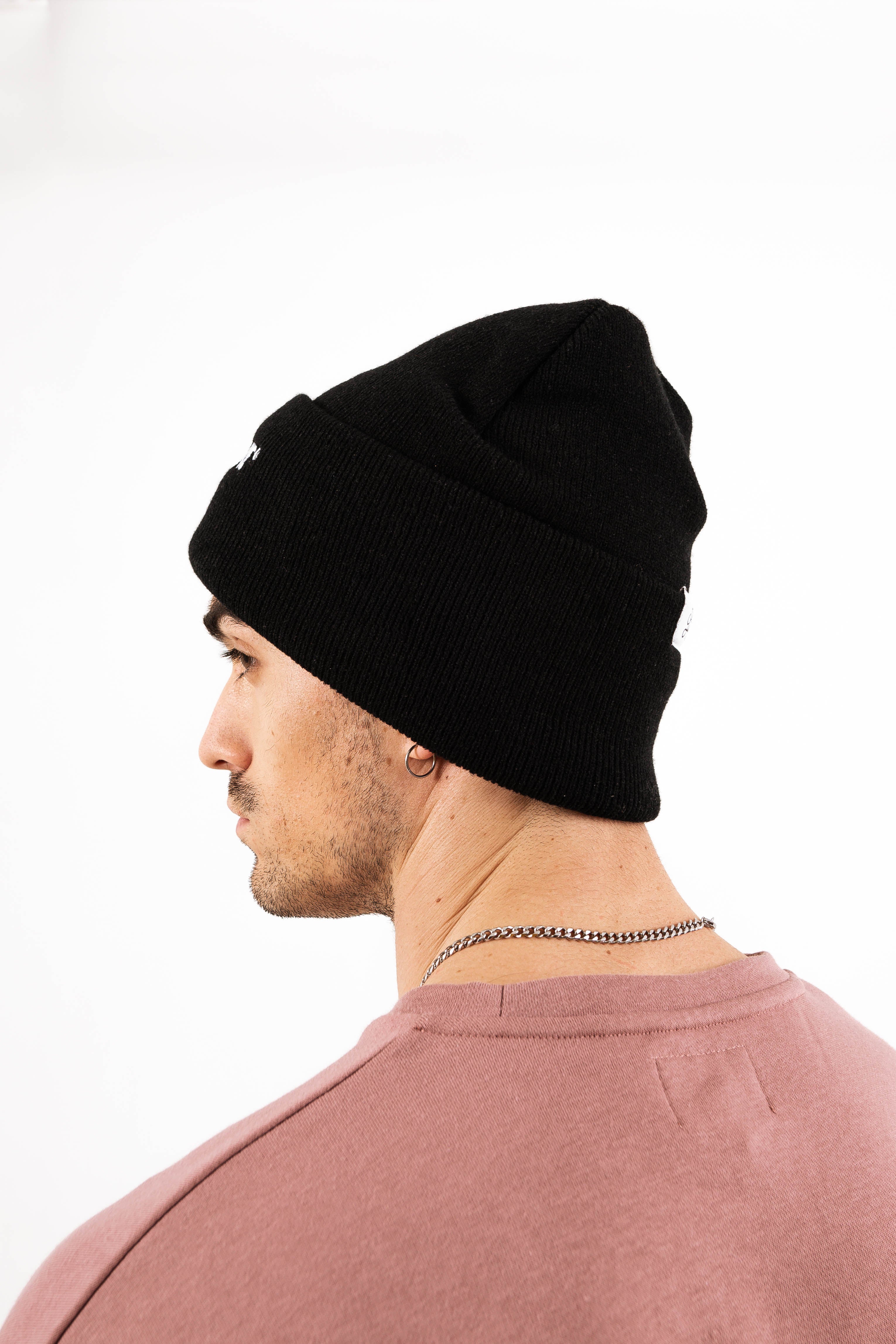 Bonnet mixte logo brodé noir - Image 4