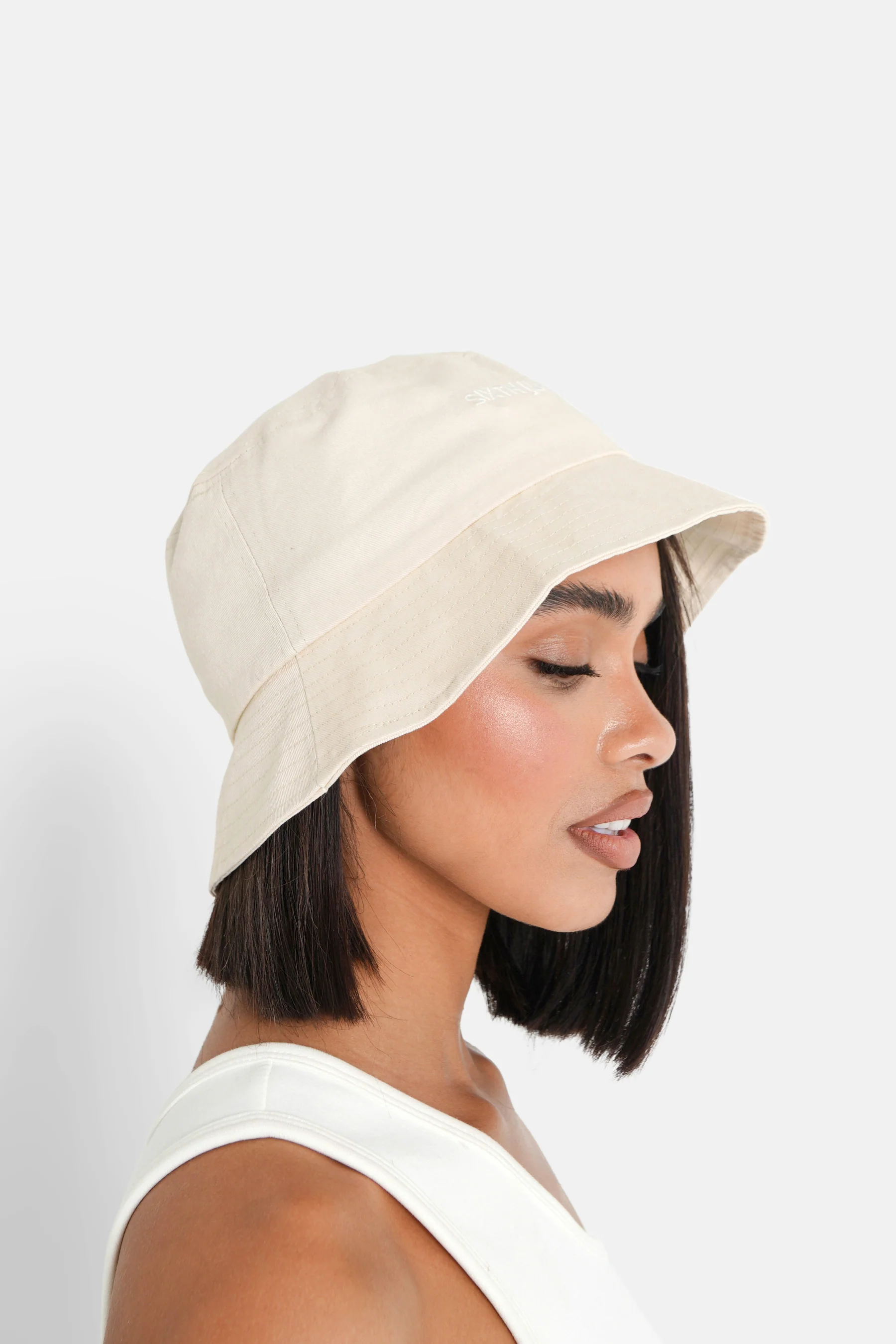 Bob logo brodé beige - Image 5