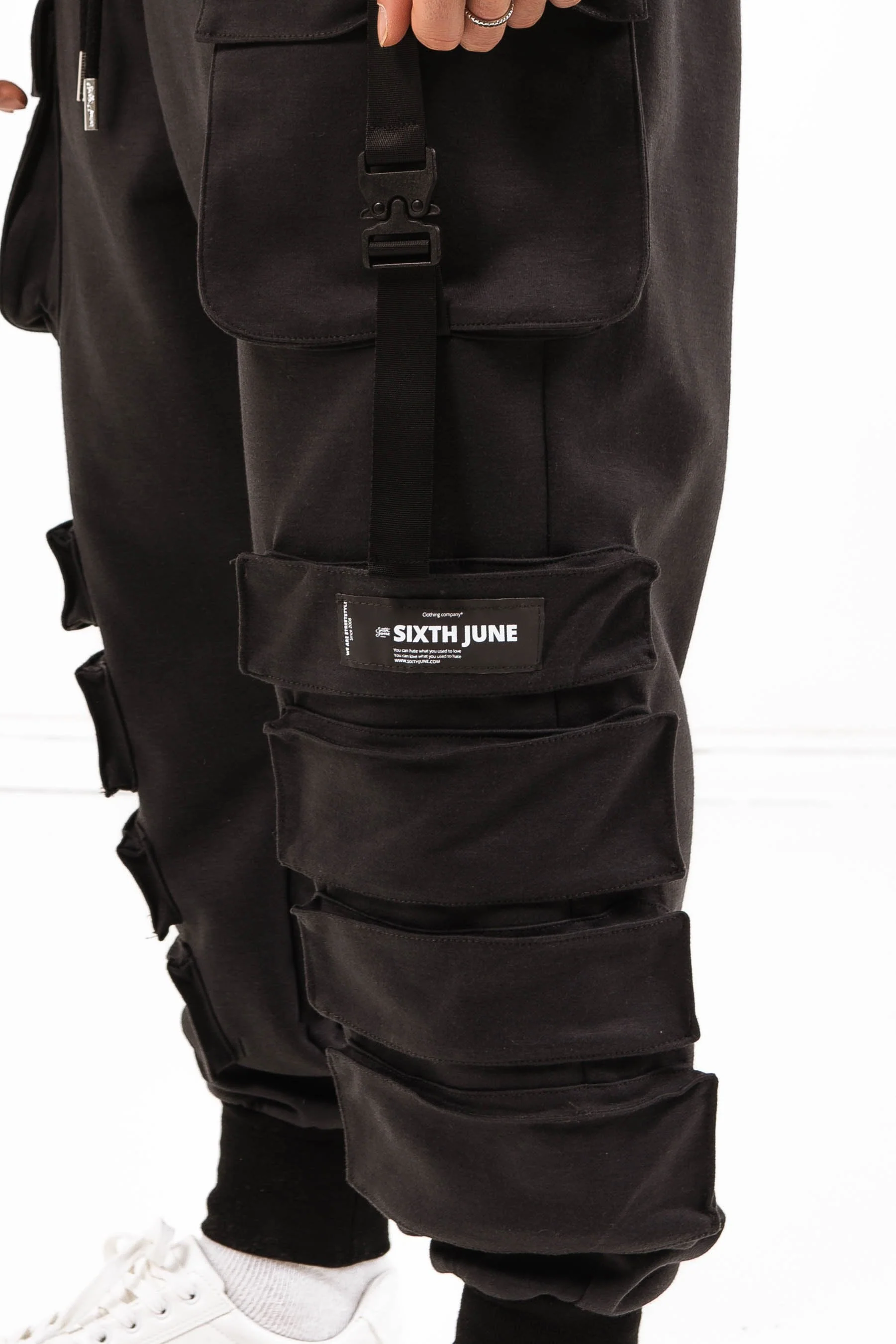 Jogging large cargo sangles noir - Image 3