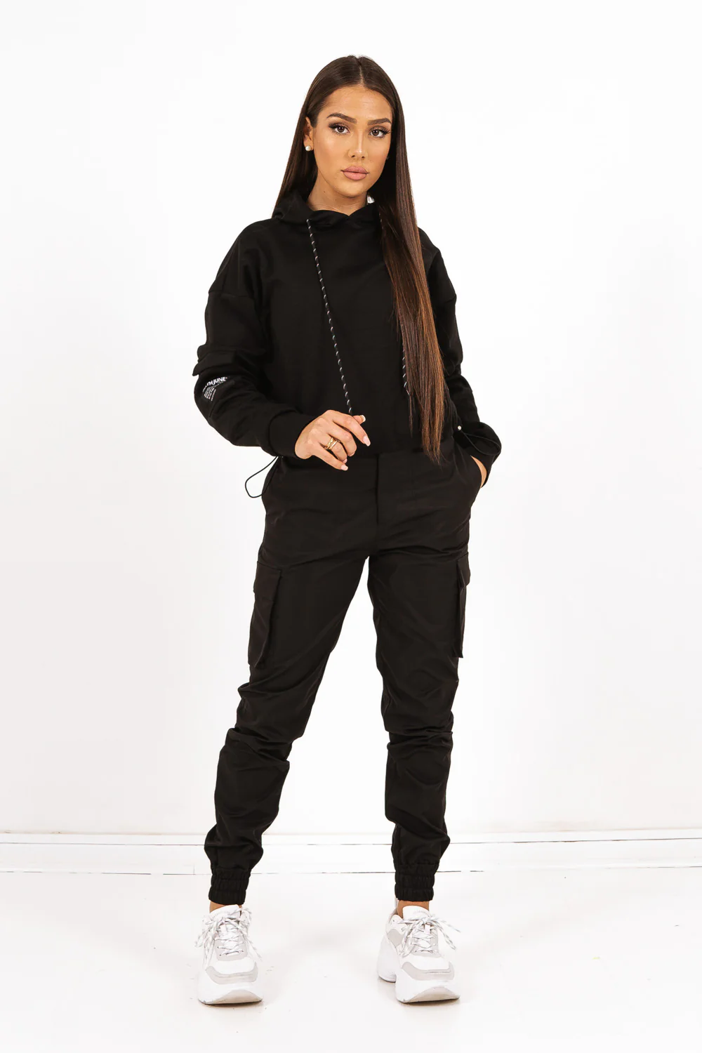 Sweat capuche cargo Noir - Image 6