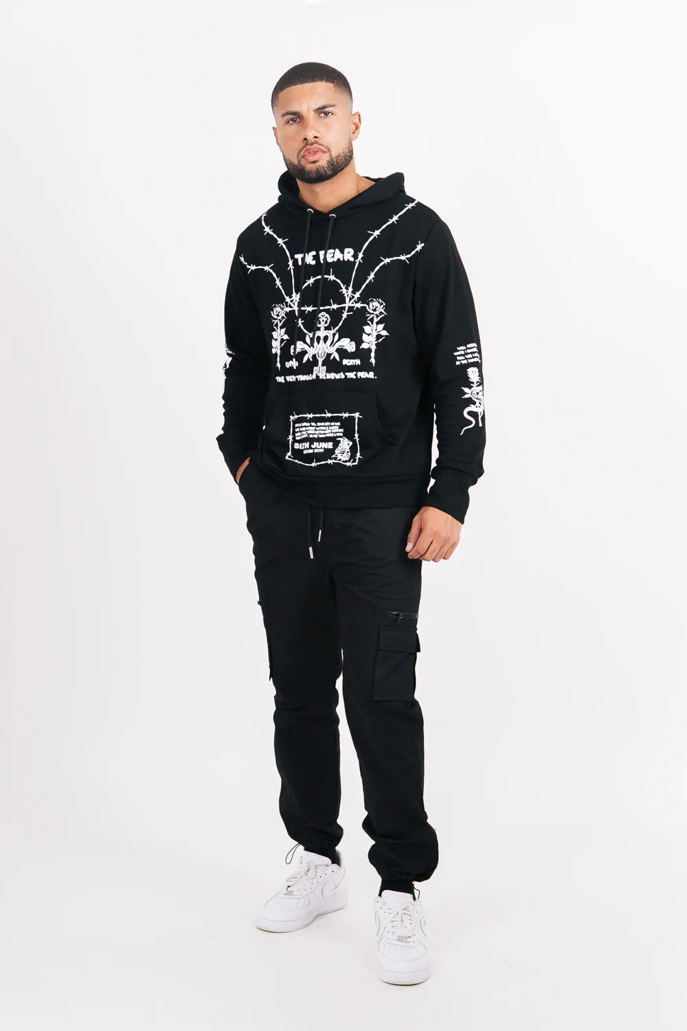 Pantalon cargo poches zip noir - Image 6