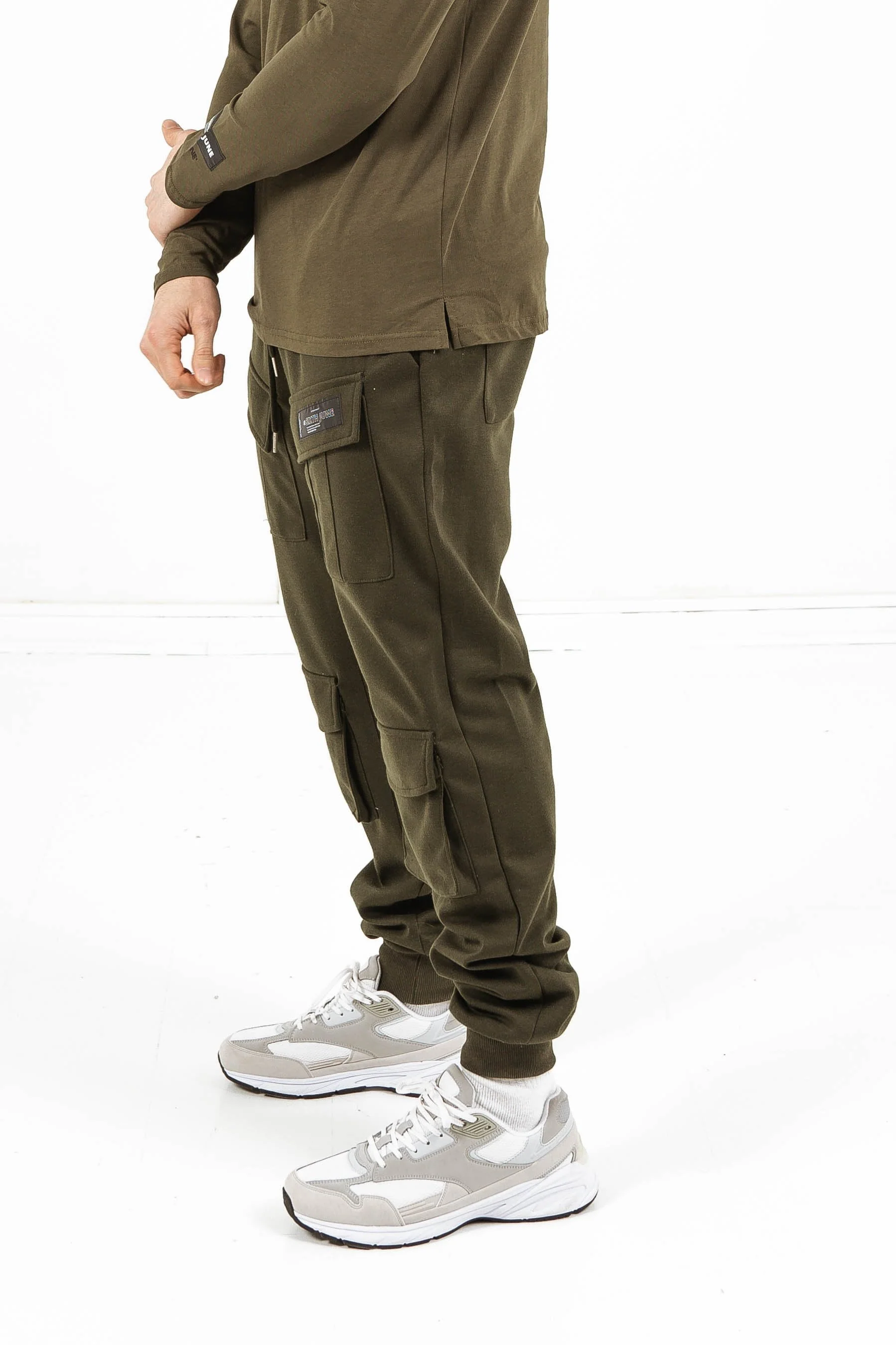 Jogging poches cargo kaki - Image 4
