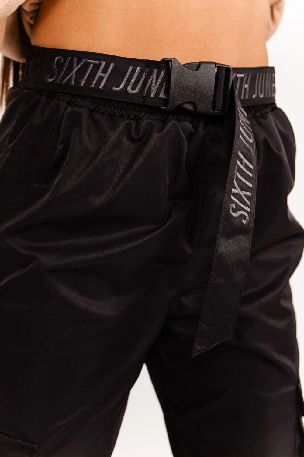 Pantalon cargo ceinture noir - Image 3