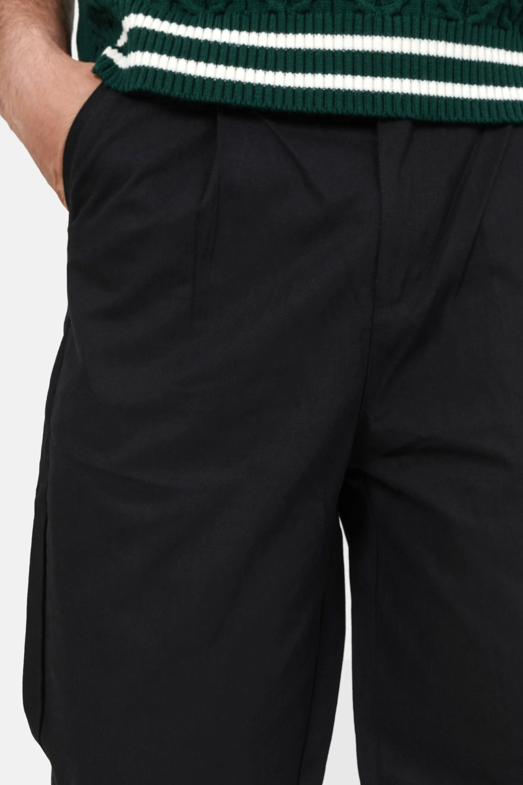 Pantalon uni carrot Noir - Image 3