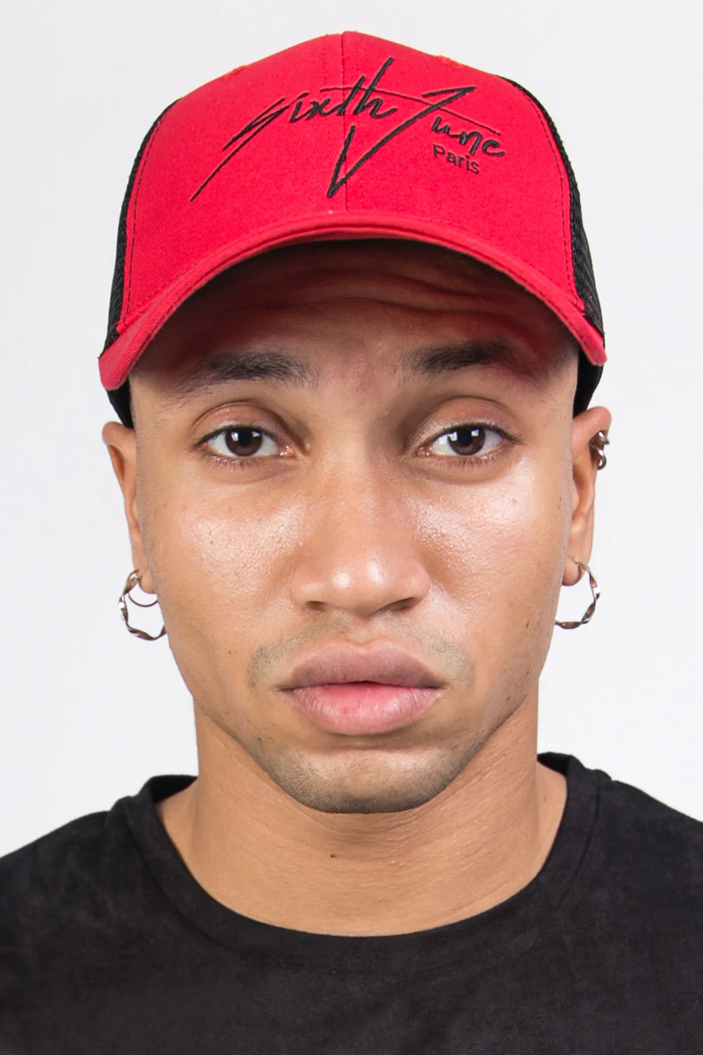 Casquette brodée signature rouge - Image 2