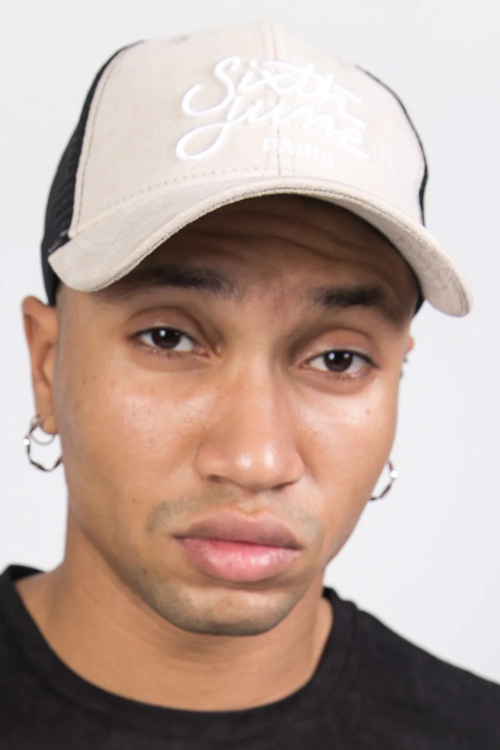 Casquette suédine brodée beige - Image 2