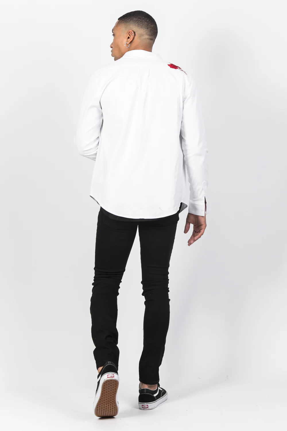 Chemise broderie roses blanc - Image 3