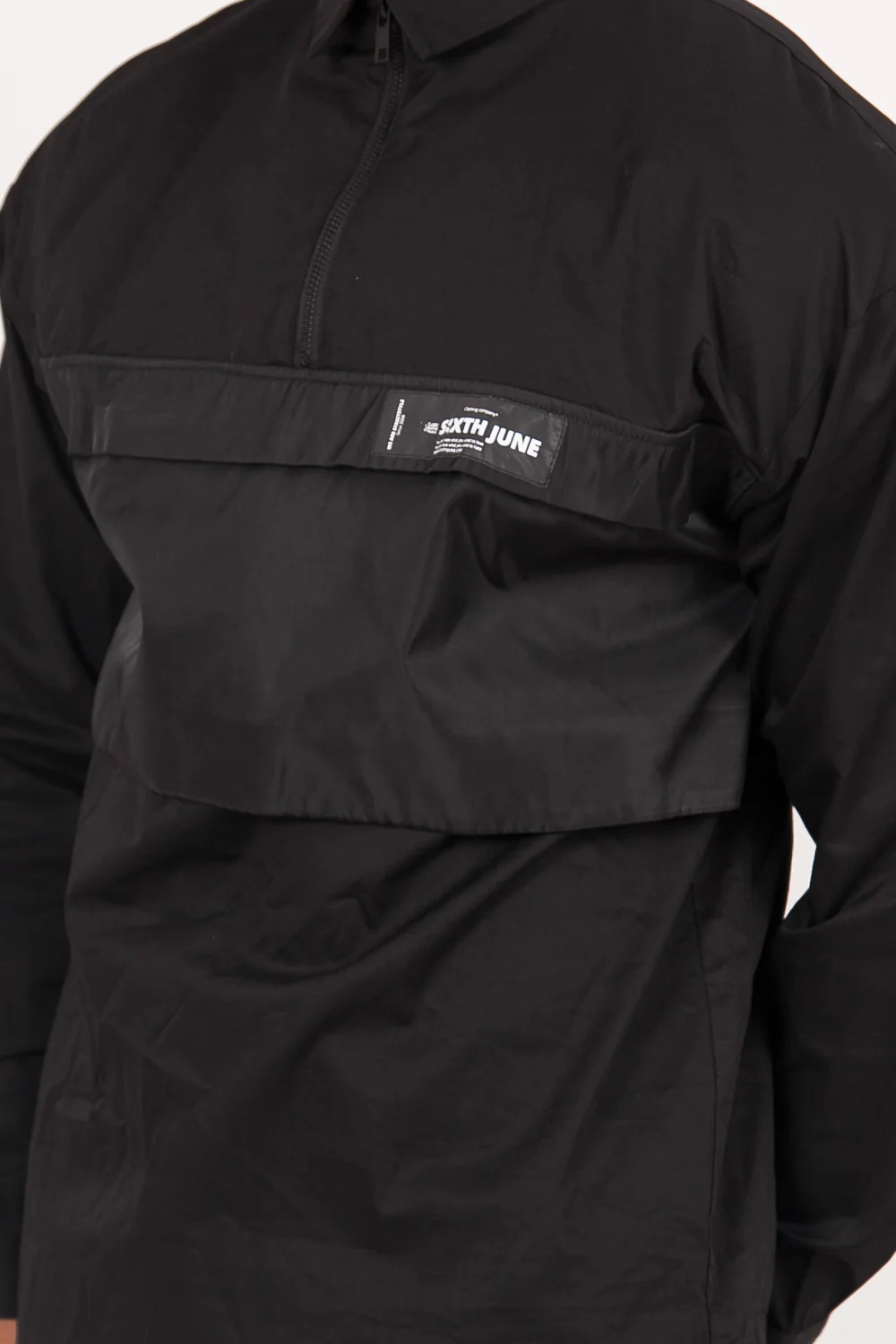 Chemise enfilable poche centrale noir - Image 3