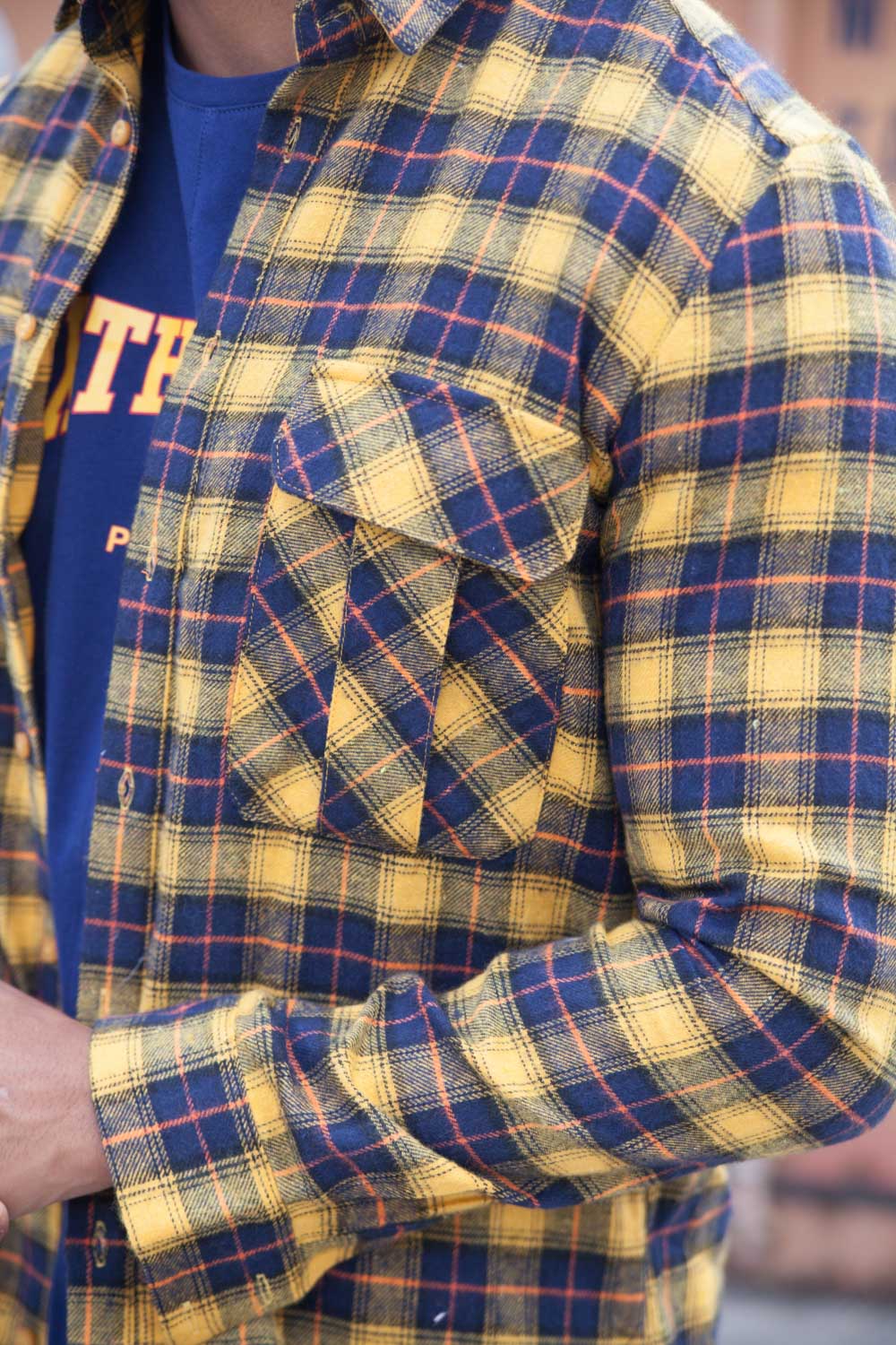 Chemise flanelle poches jaune - Image 4