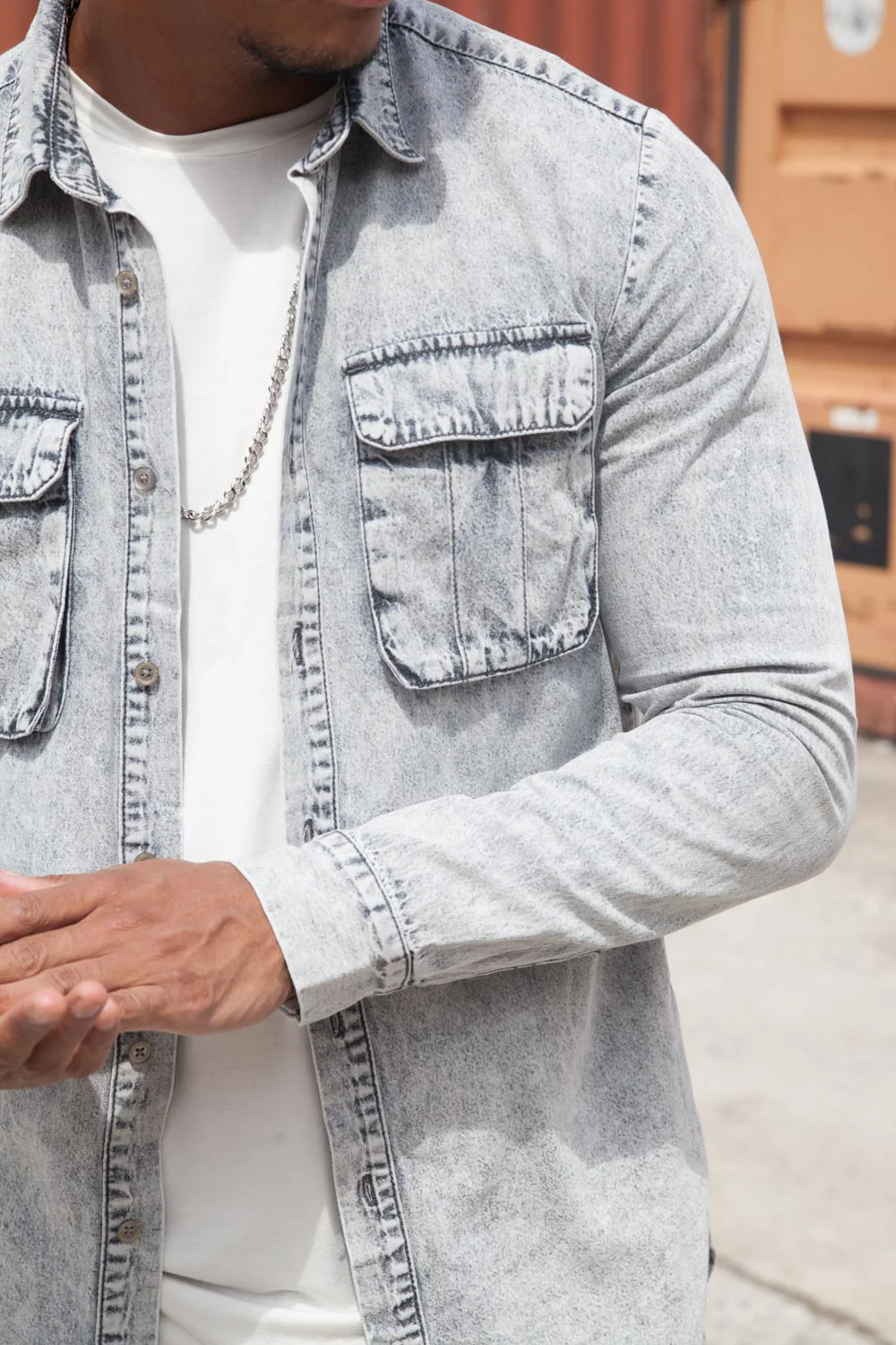 Chemise jean poches cargo gris - Image 3