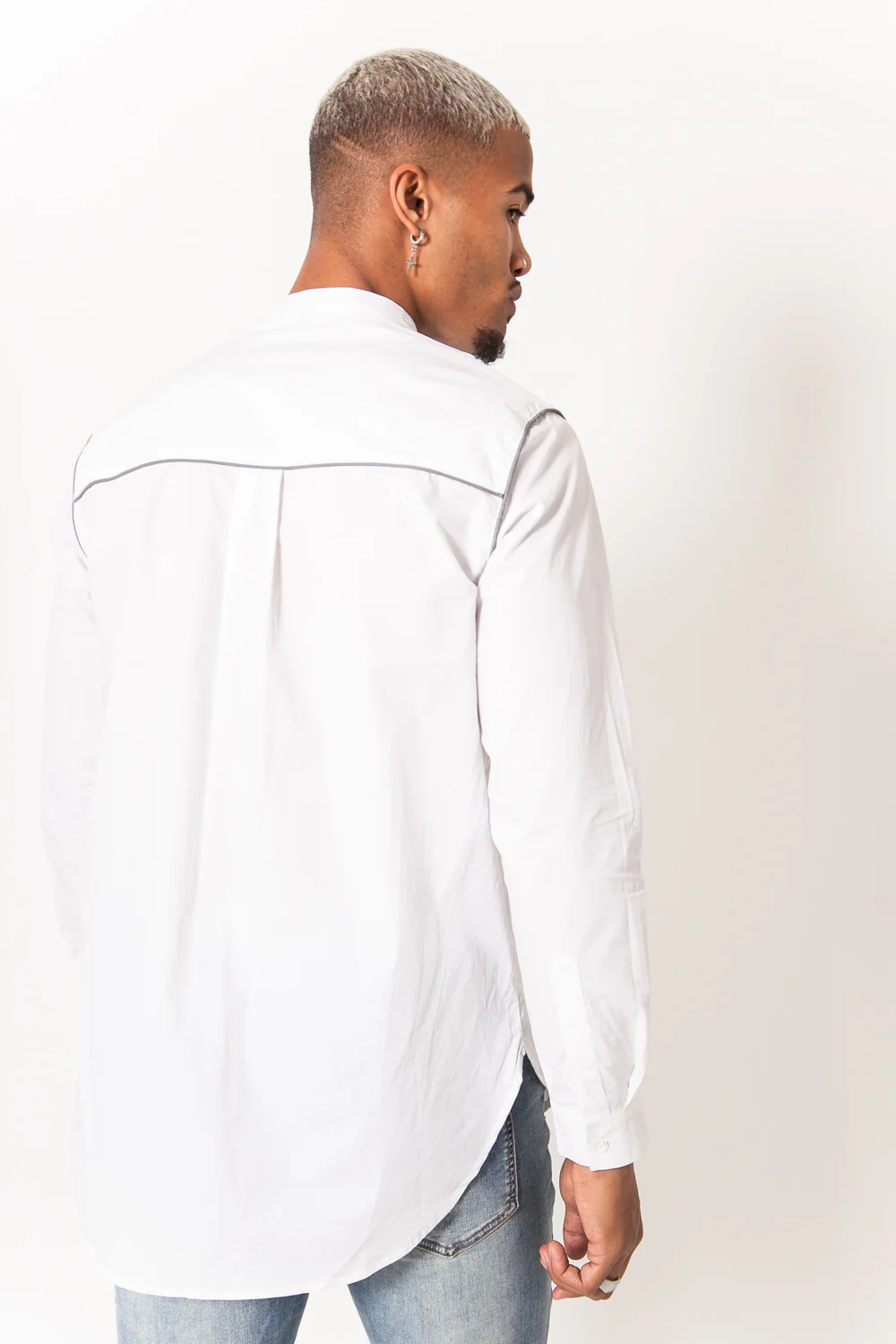Chemise liseré réfléchissant blanc - Image 6