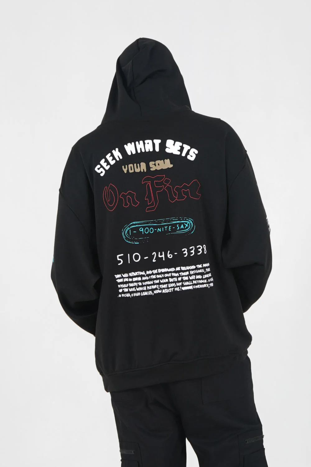 Sweat capuche customisé Noir - Image 5
