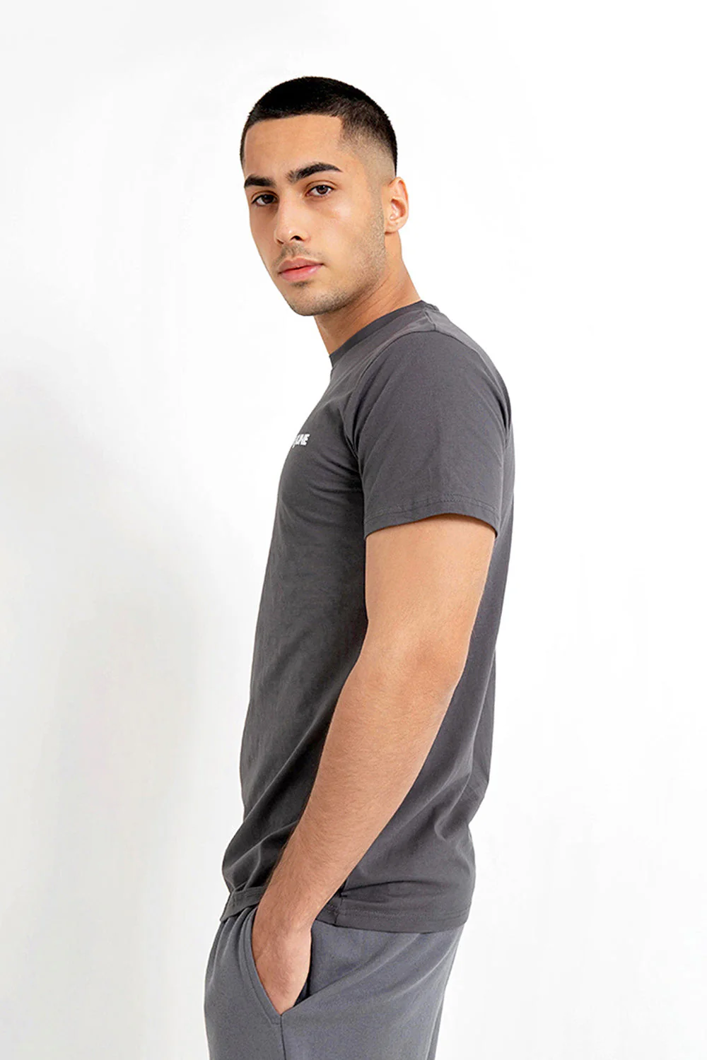T-shirt essential logo Gris foncé - Image 3