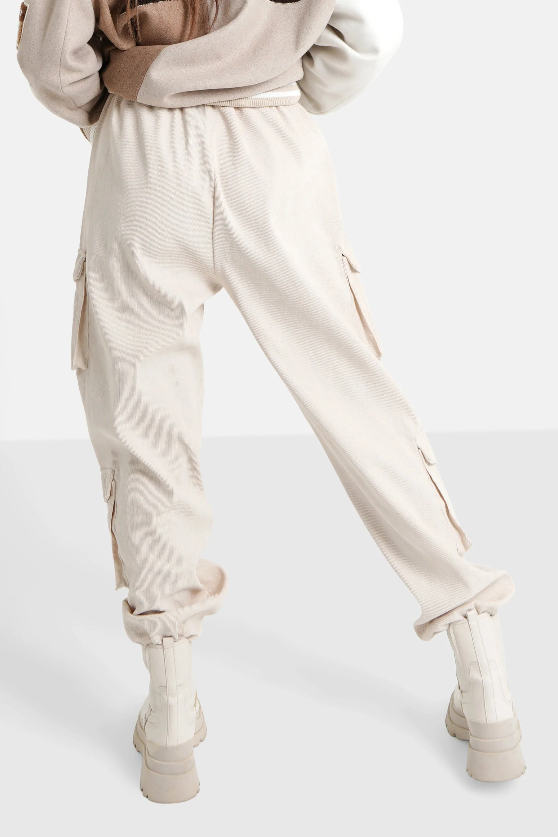Pantalon cargo côtelé Beige - Image 5