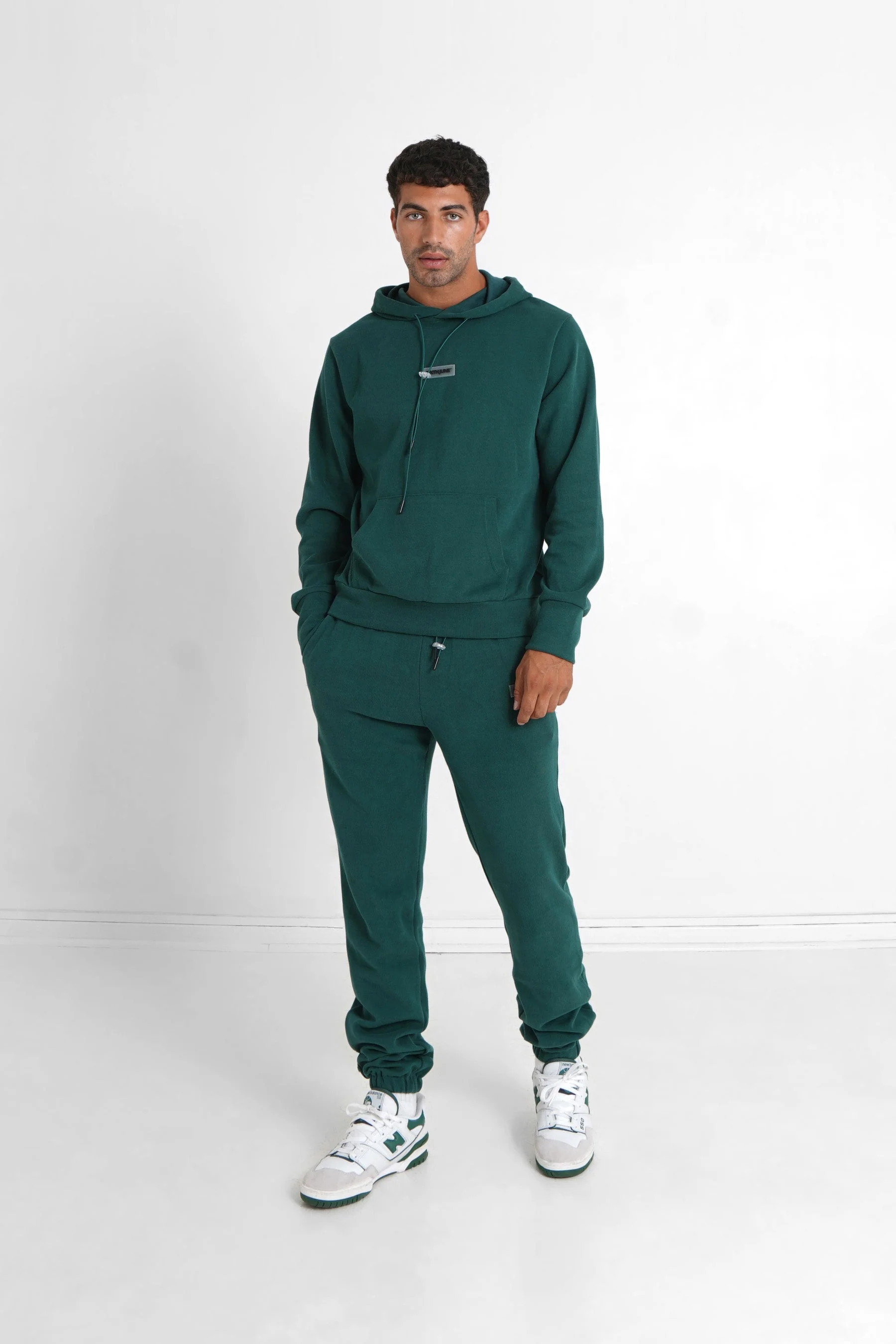 Sweat capuche côtelé patch Vert foncé - Image 2