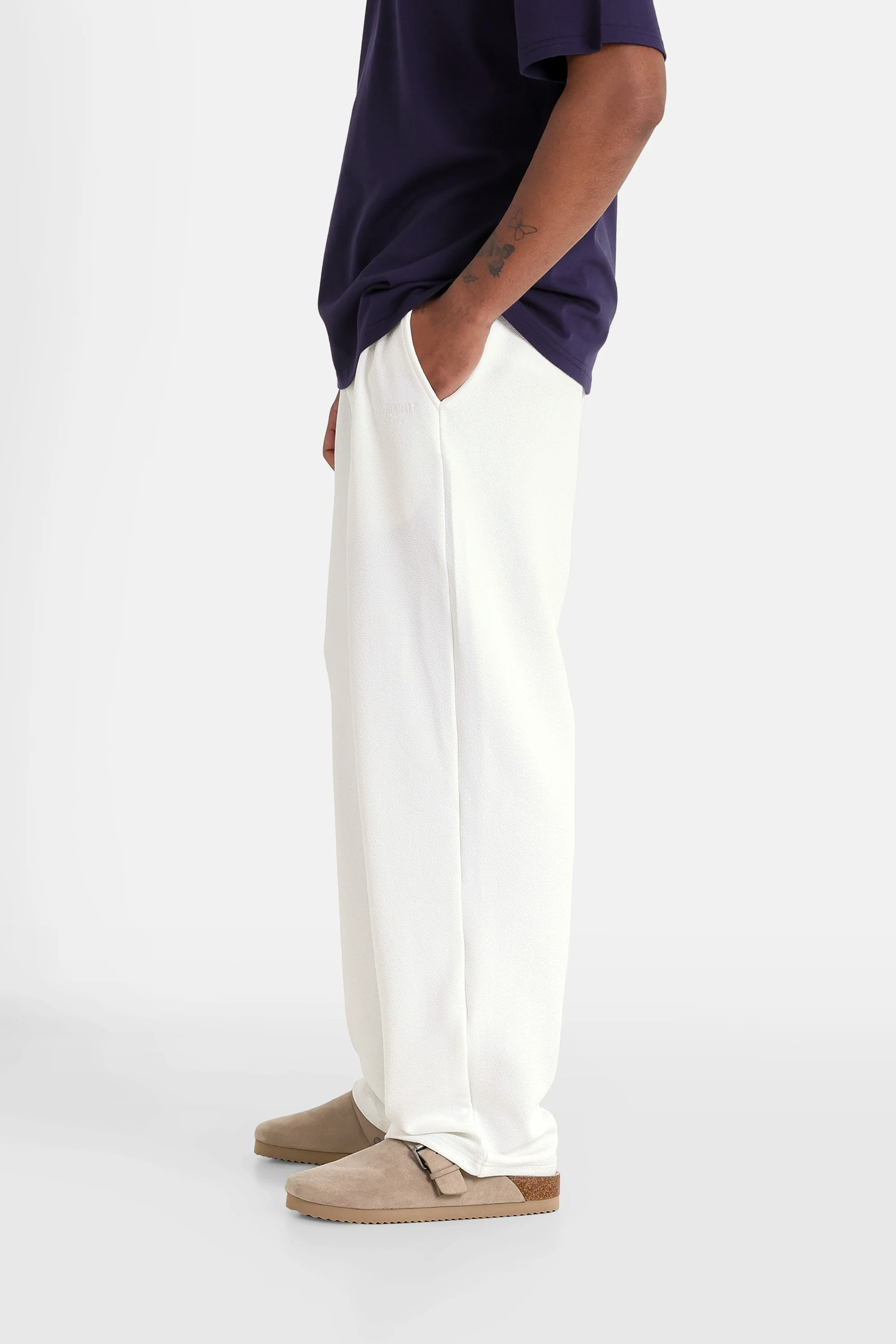 TEXTURED summer pant - Image 4