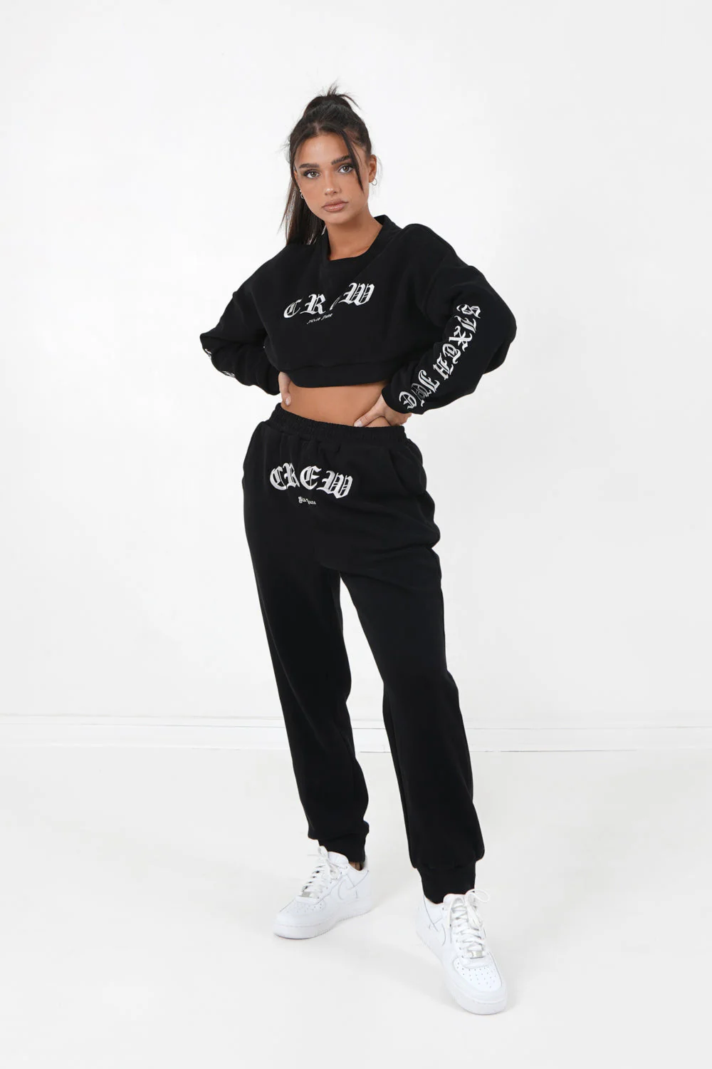 Sweatshirt court CREW gothique Noir - Image 2