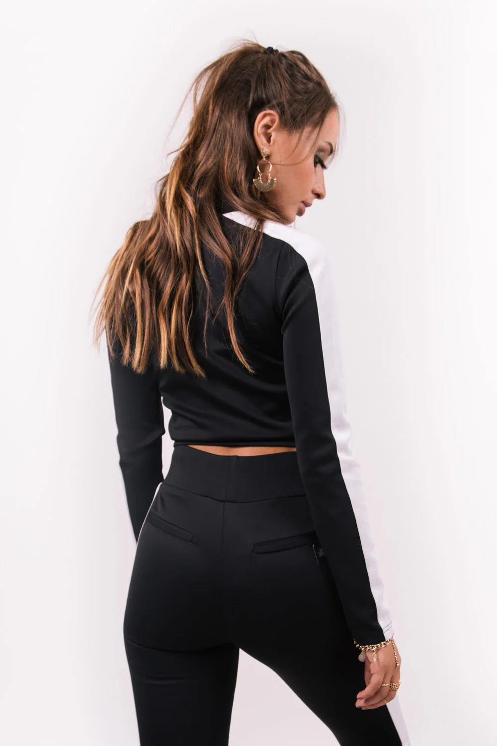 Crop top bandes noir blanc - Image 4
