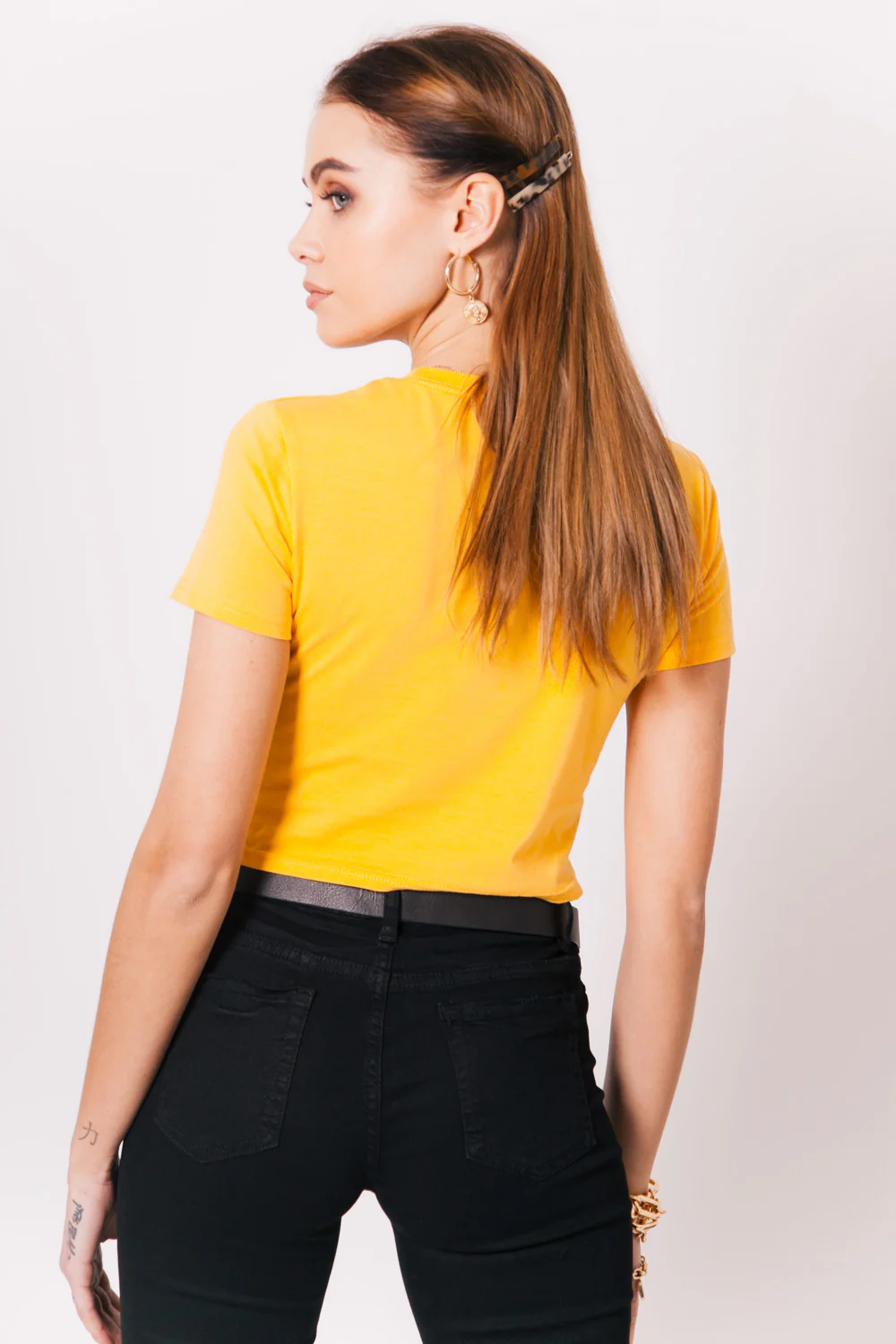 Crop-top noeud logo jaune - Image 6