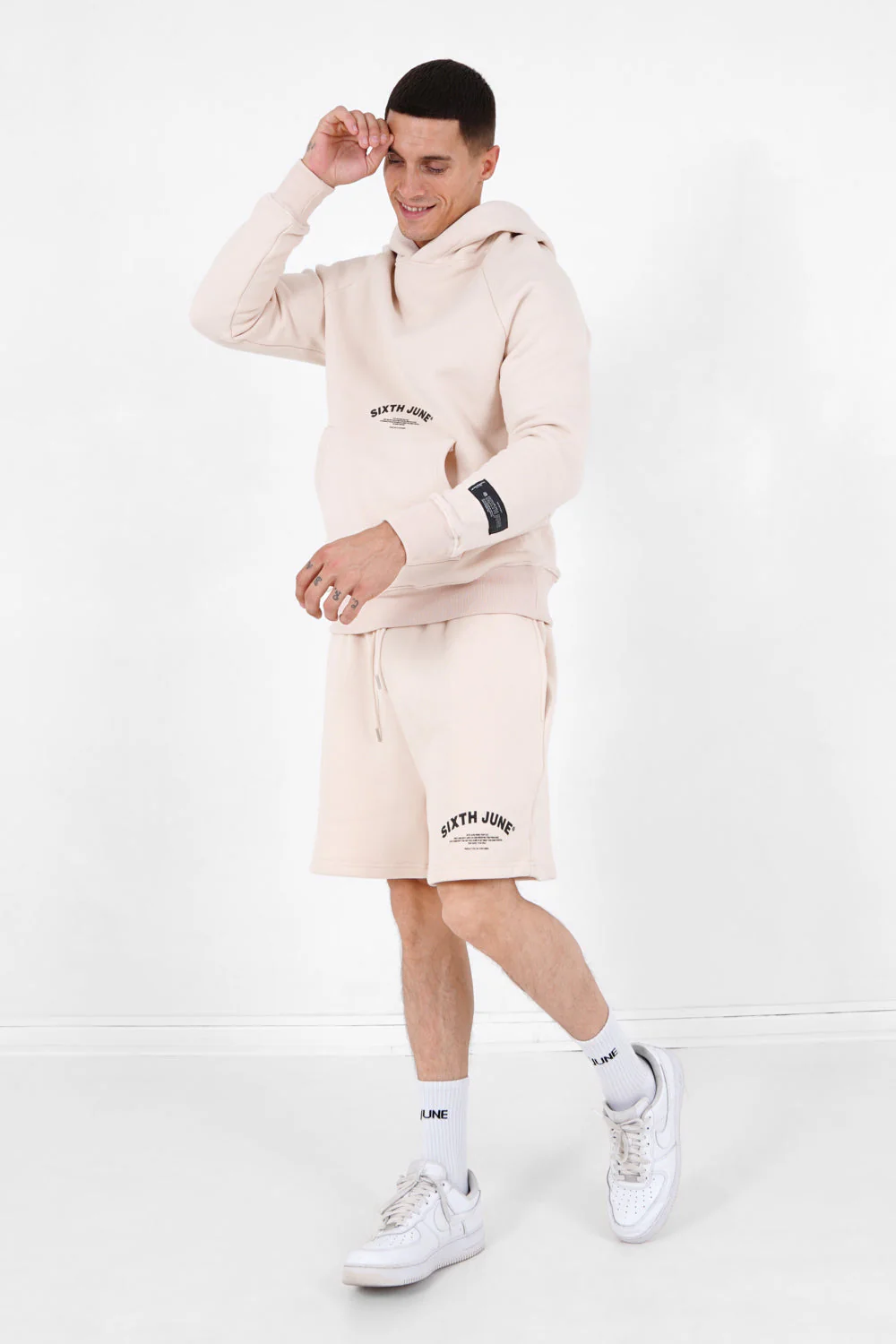 Sweat capuche logo incurvé Beige - Image 2