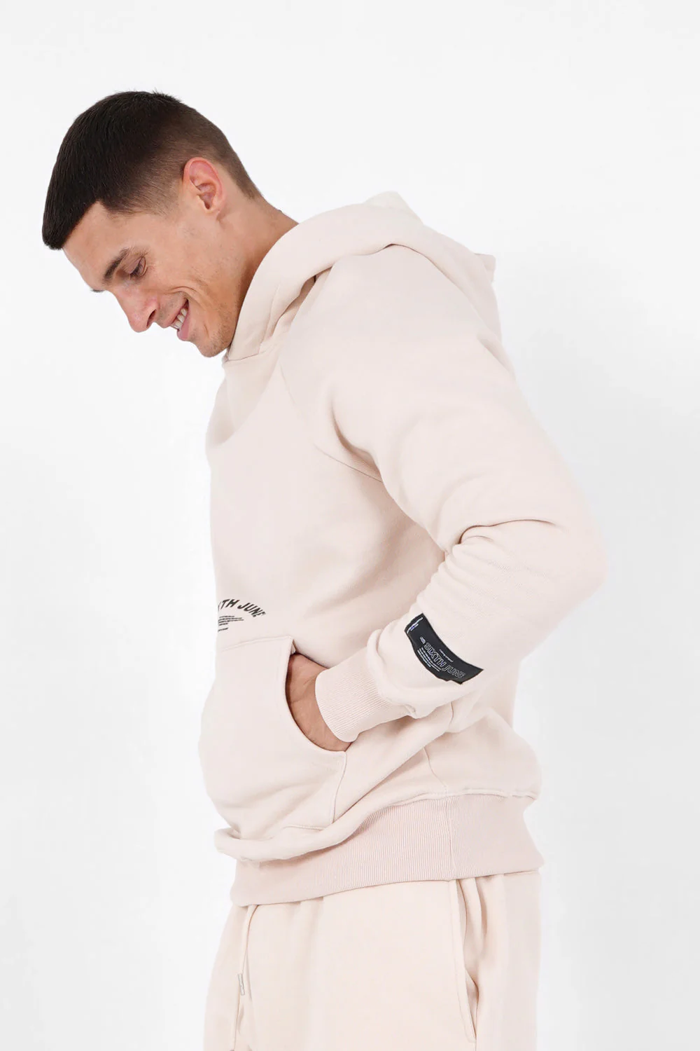 Sweat capuche logo incurvé Beige - Image 4