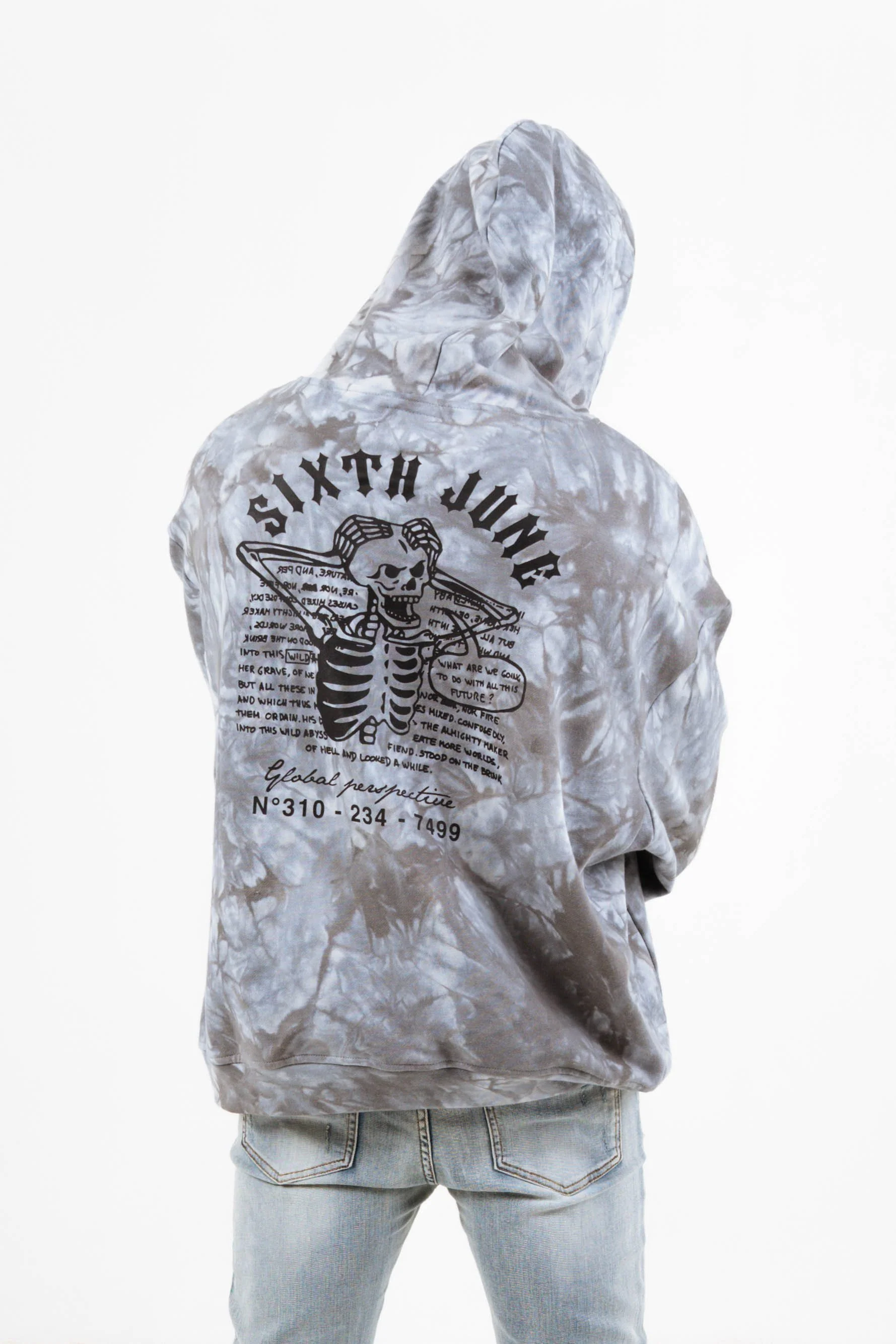 Sweat capuche global perspective tie dye gris foncé - Image 2