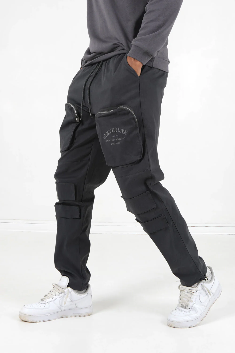 Pantalon cargo broderies poche Gris foncé - Image 4