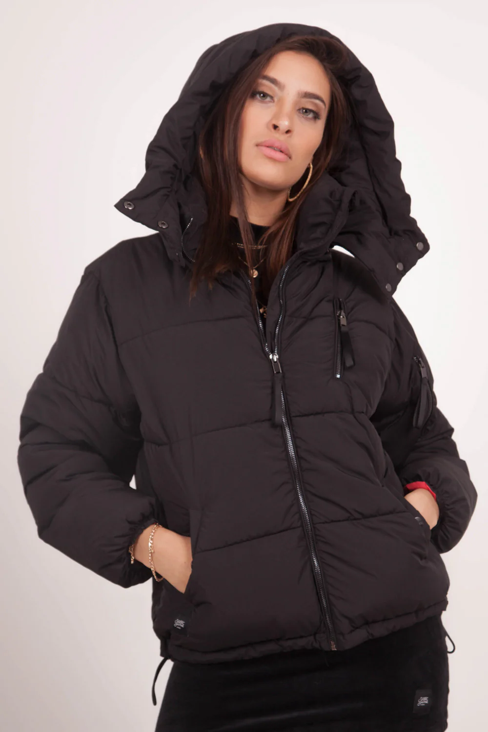 Doudoune courte capuche noir - Image 2