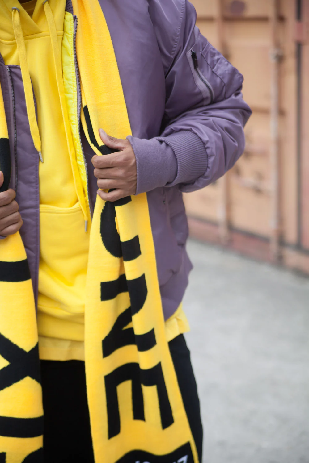 Echarpe oversize Fall Winter 2017 jaune - Image 3