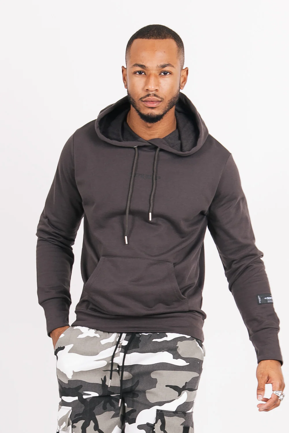Sweat à capuche basique logo gris foncé - Image 2
