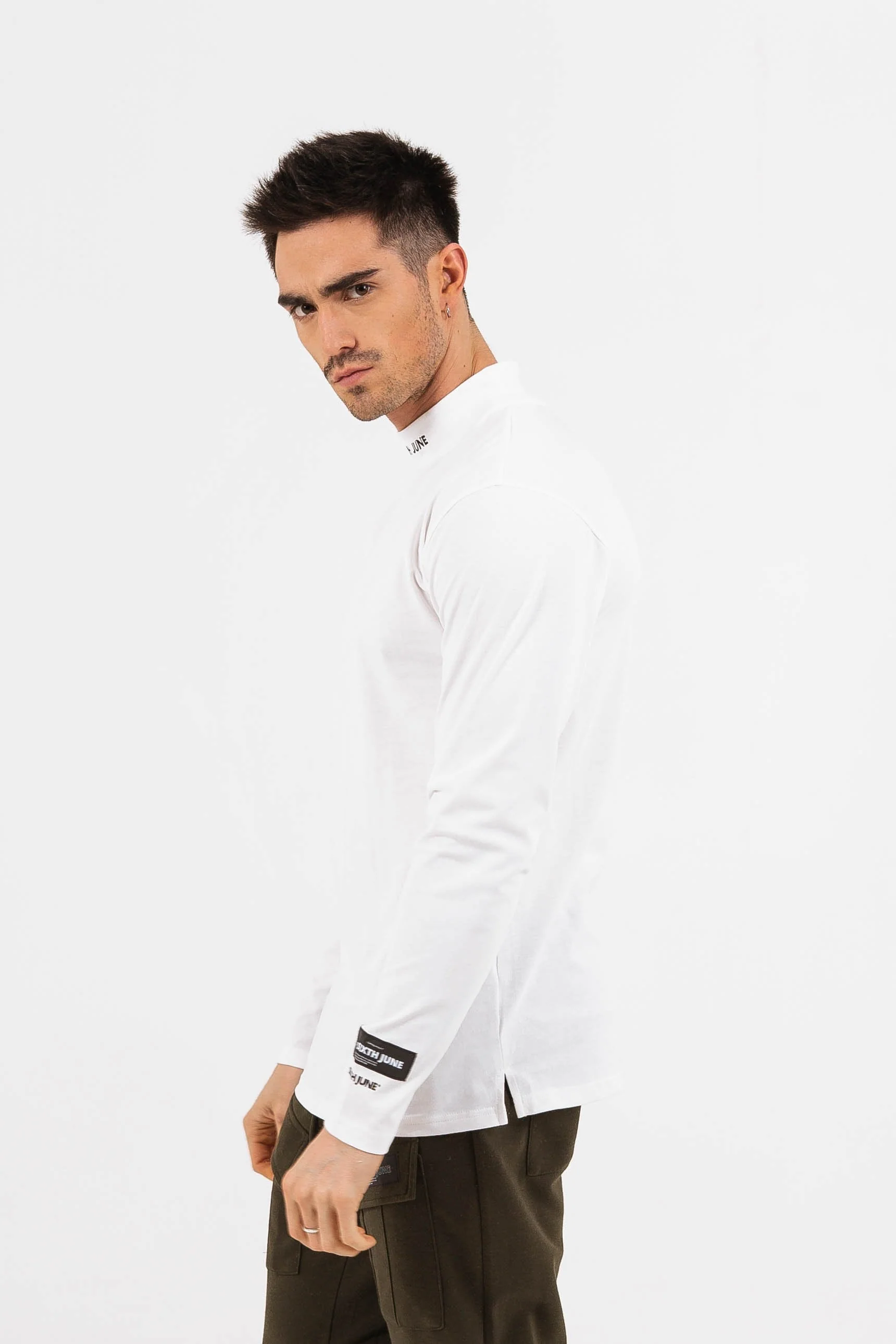 T-shirt col cheminée logo Blanc cassé - Image 4