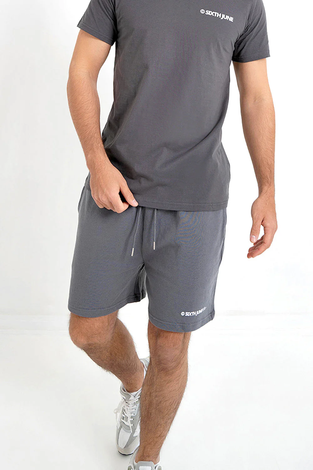 Short essential logo Gris foncé