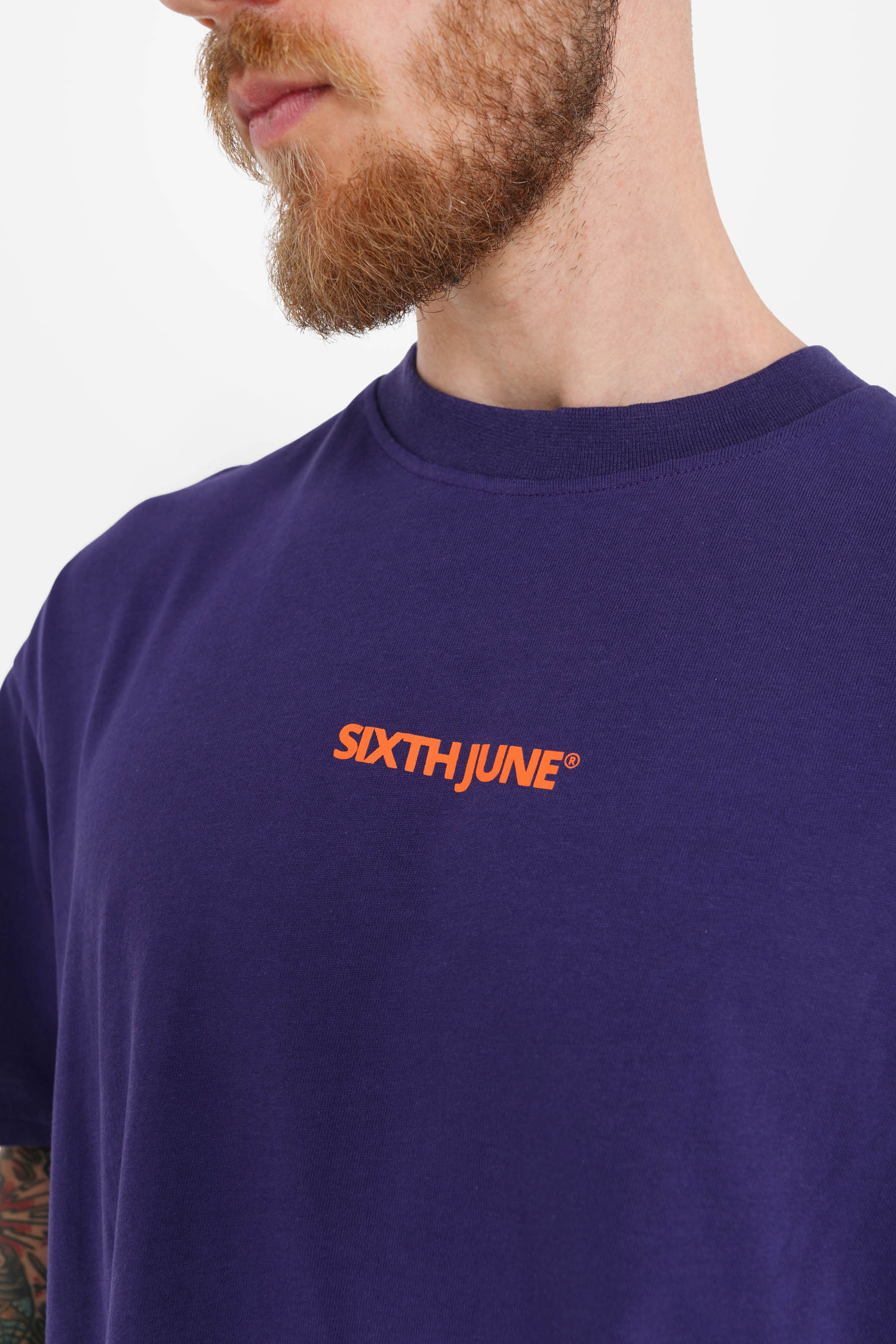 T-shirt logo central Violet foncé - Image 4