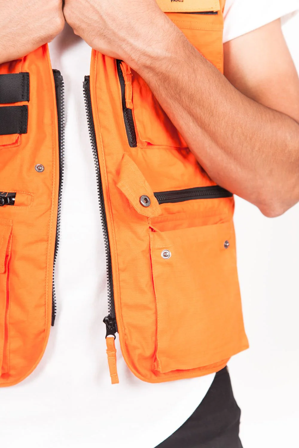 Gilet multipoches sans manches orange - Image 3