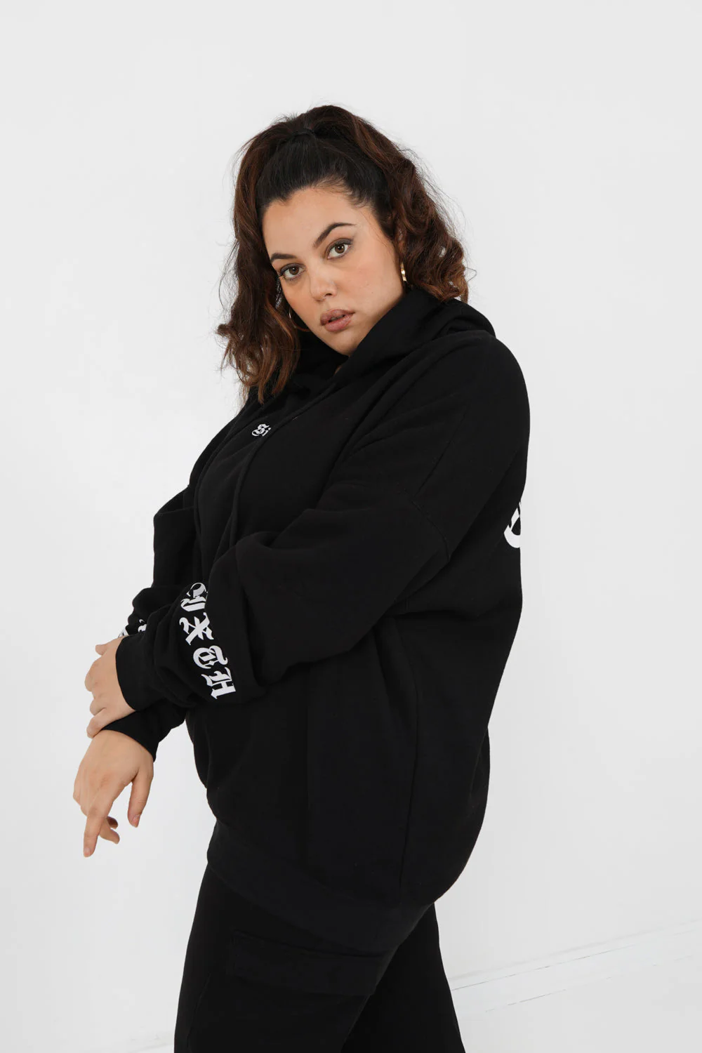 Sweat capuche crew manches Noir - Image 4