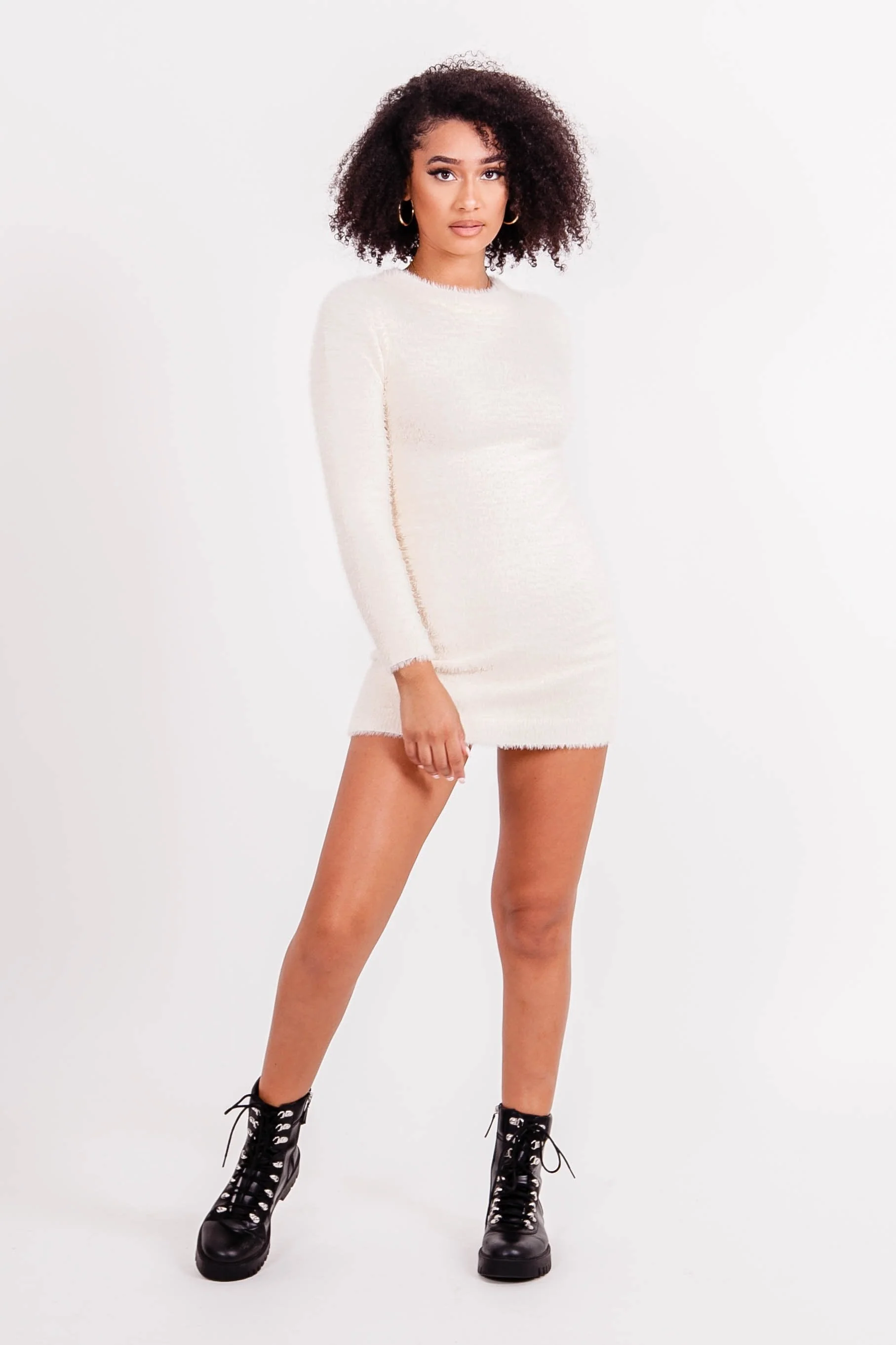 Robe courte duveteuse Blanc cassé - Image 2